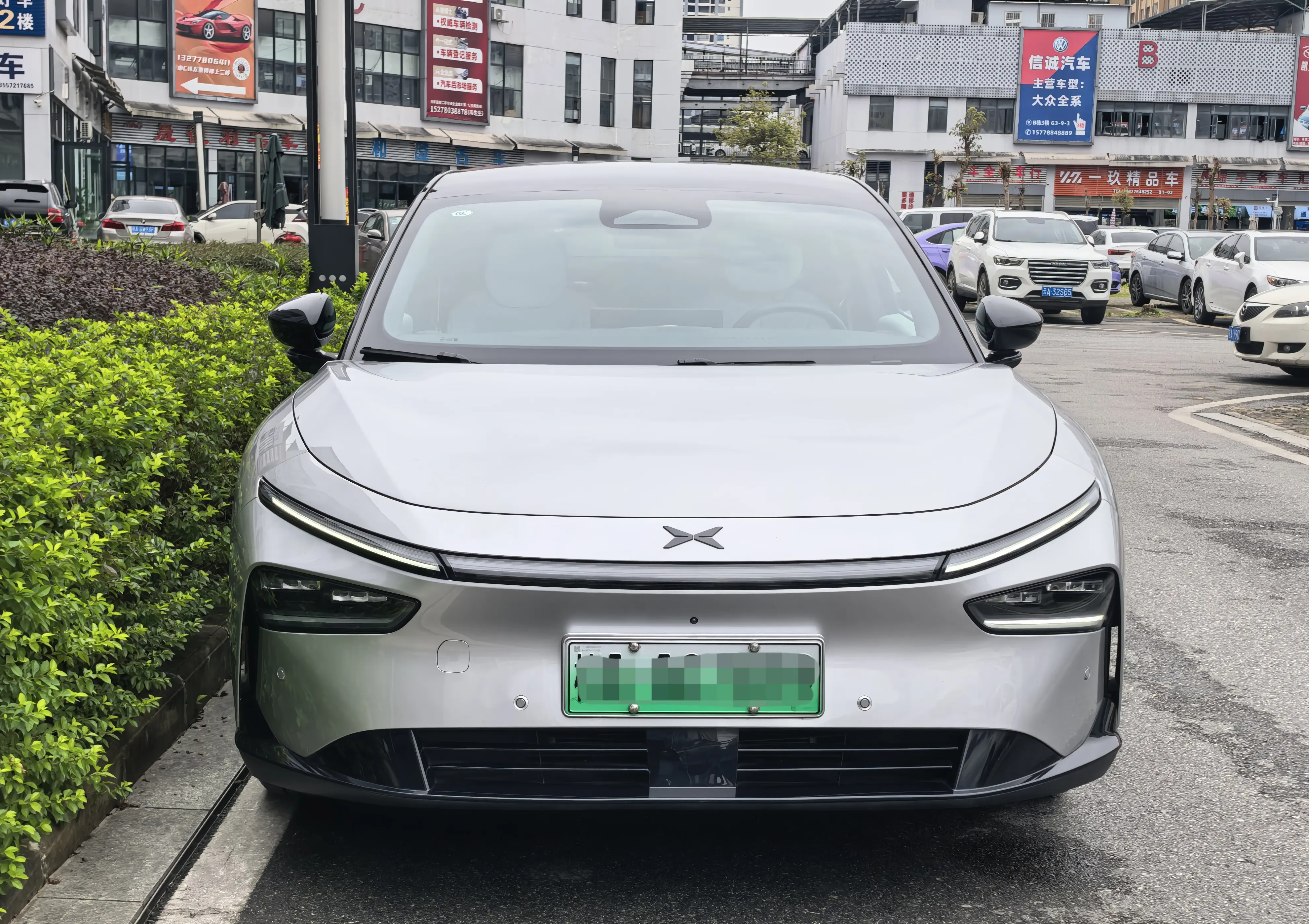 Xpeng P7+  из Китая