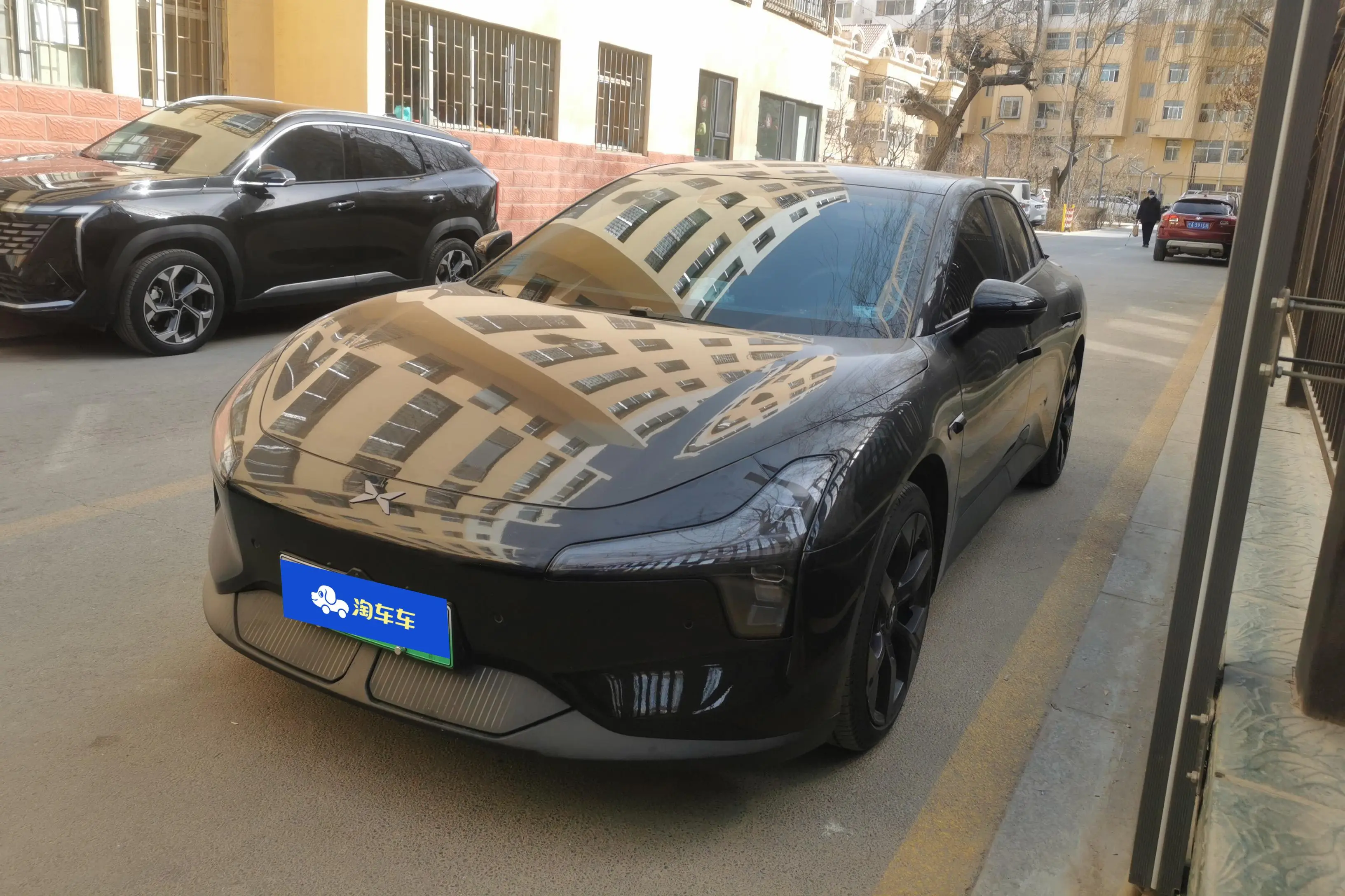 Xpeng Xiaopeng MONA M03  из Китая