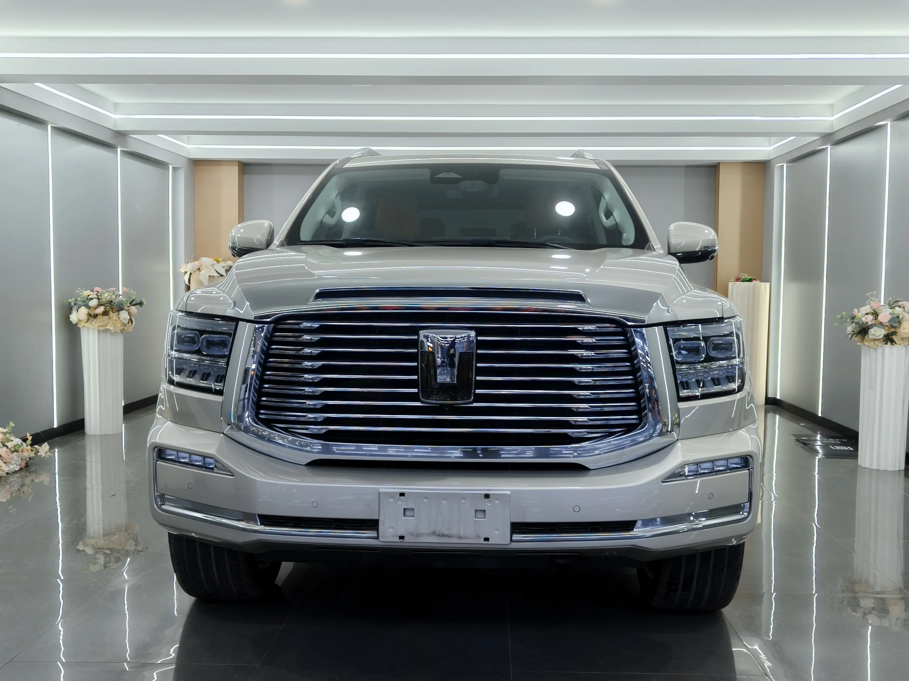 Tank 500  из Китая