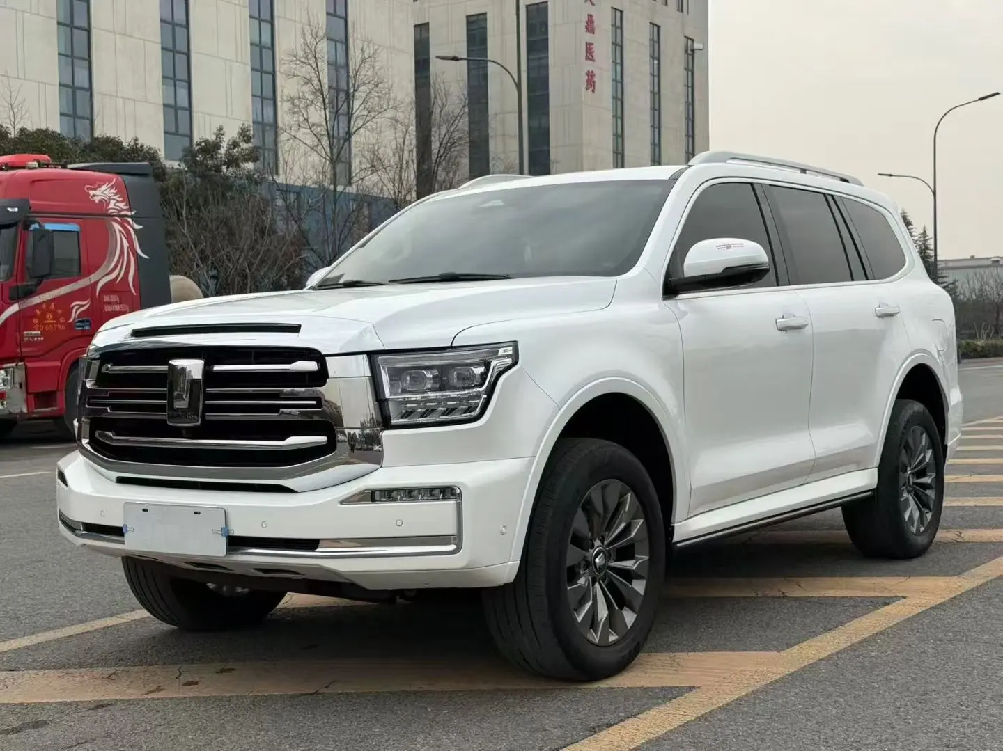 Tank 500  из Китая