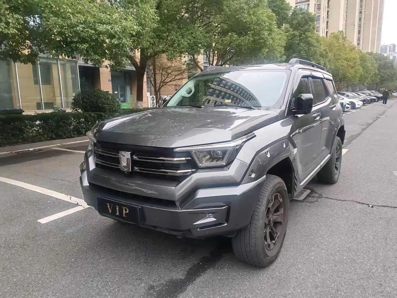 Tank 400 Hi4-T  из Китая