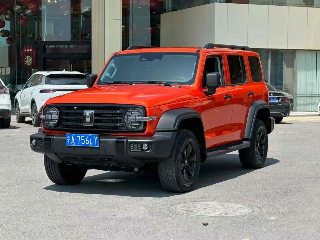 Tank 300  из Китая