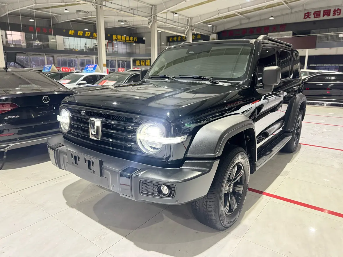 Tank 300  из Китая