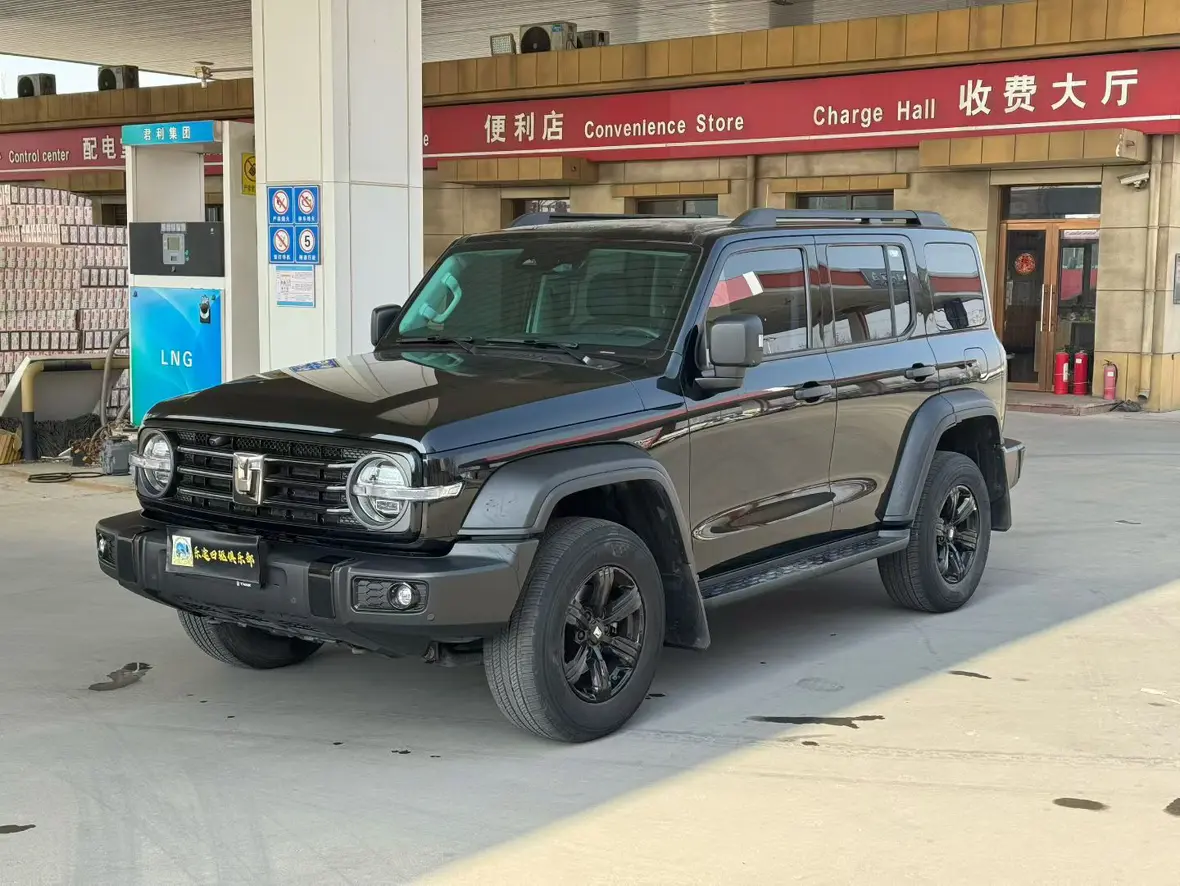 Tank 300  из Китая