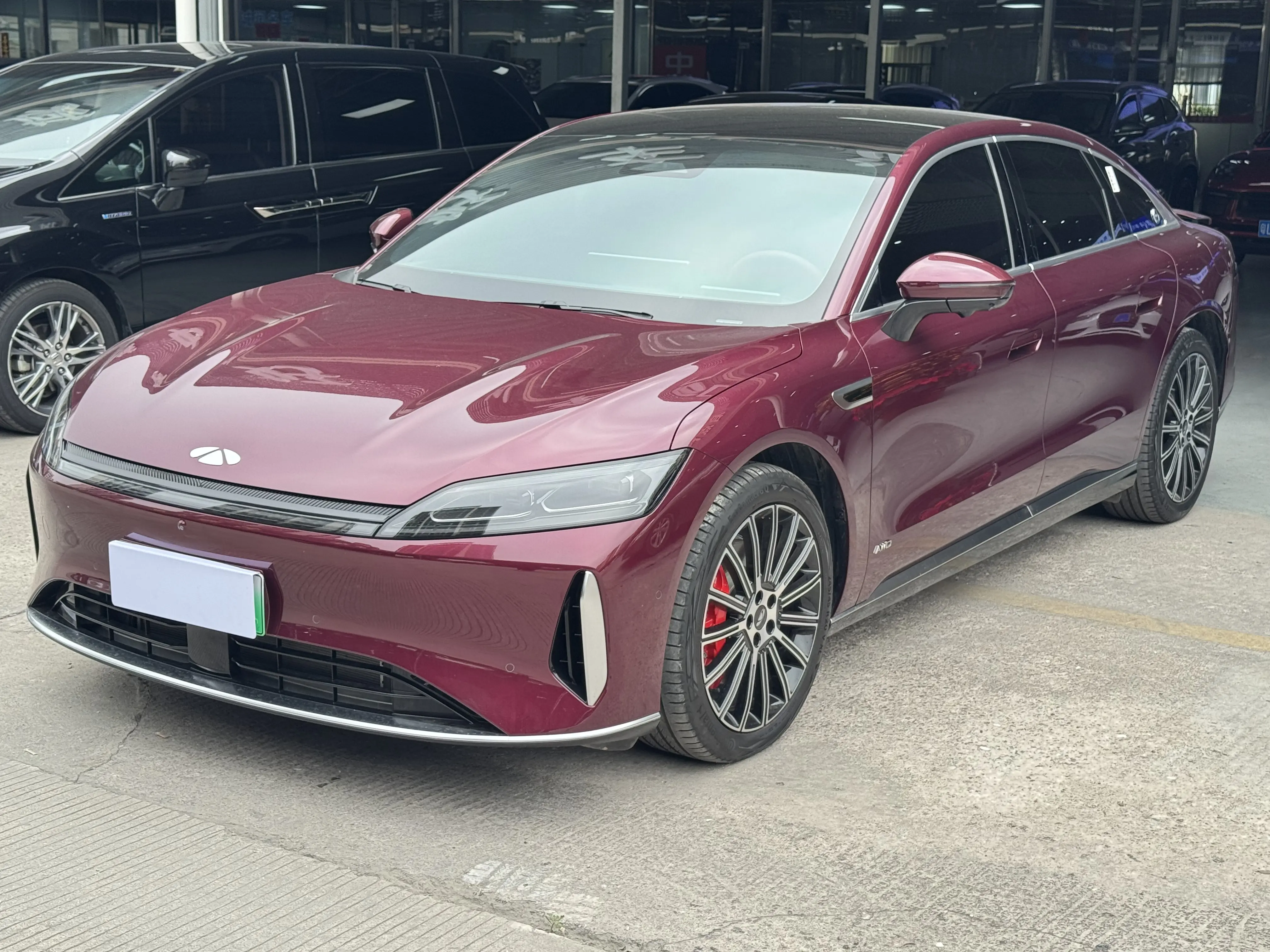 Chery Fengyun A9L  из Китая