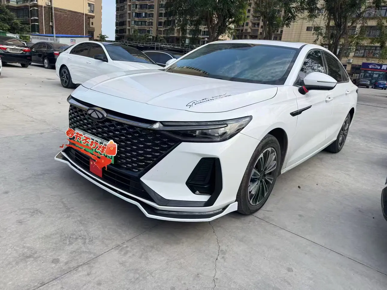 Chery Fengyun A8  из Китая