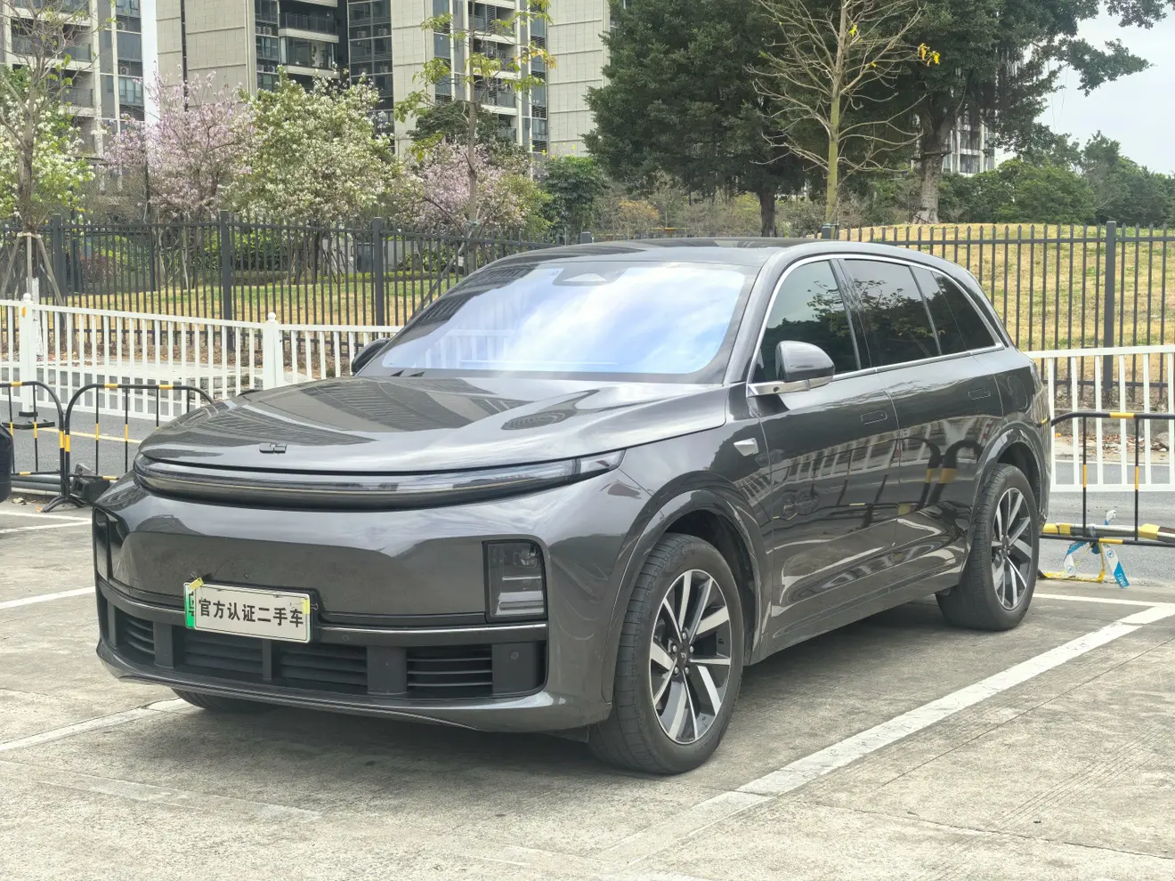 Li L7 (Ideal L7)  из Китая