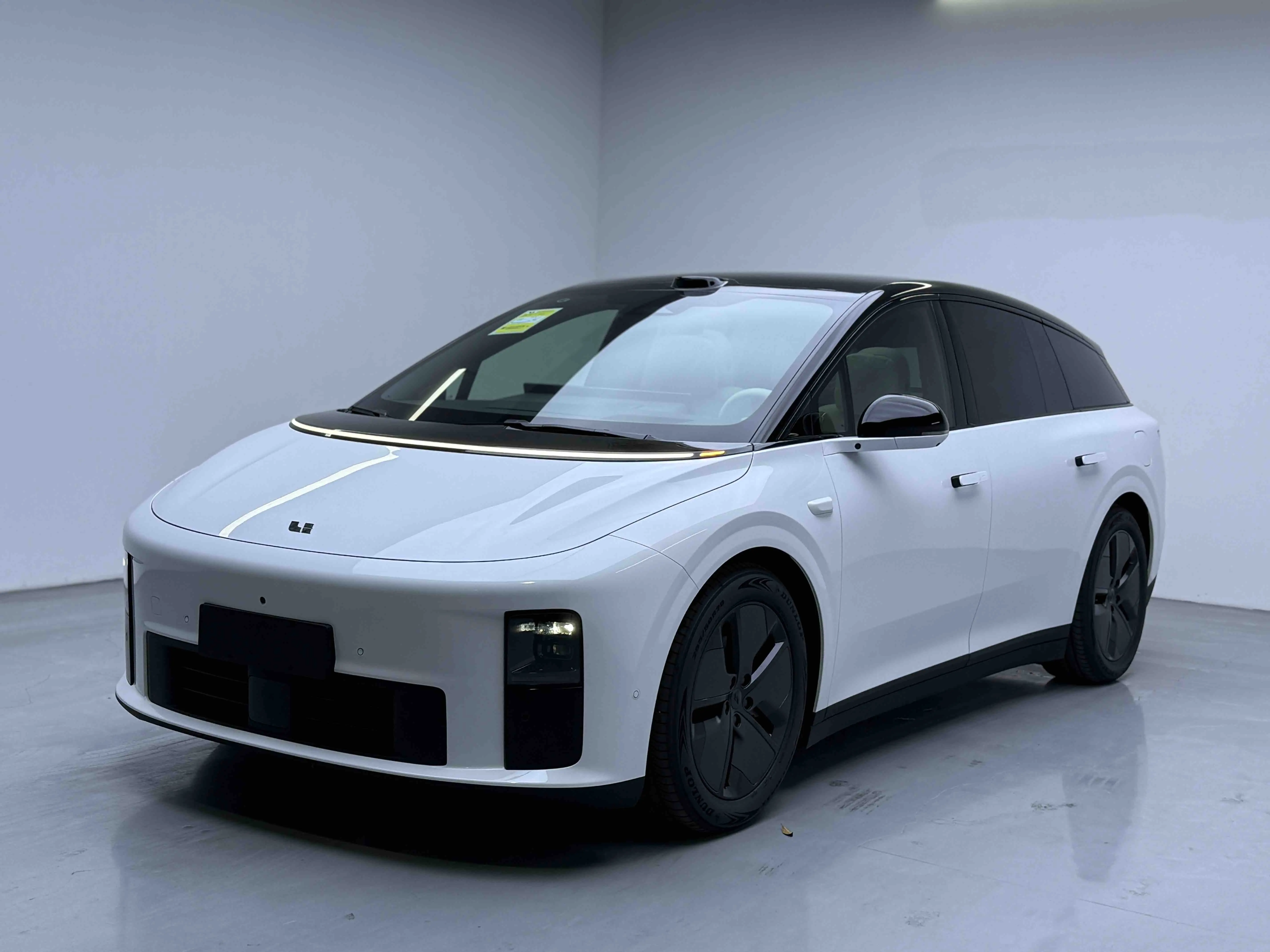 Li Ideal i6  из Китая