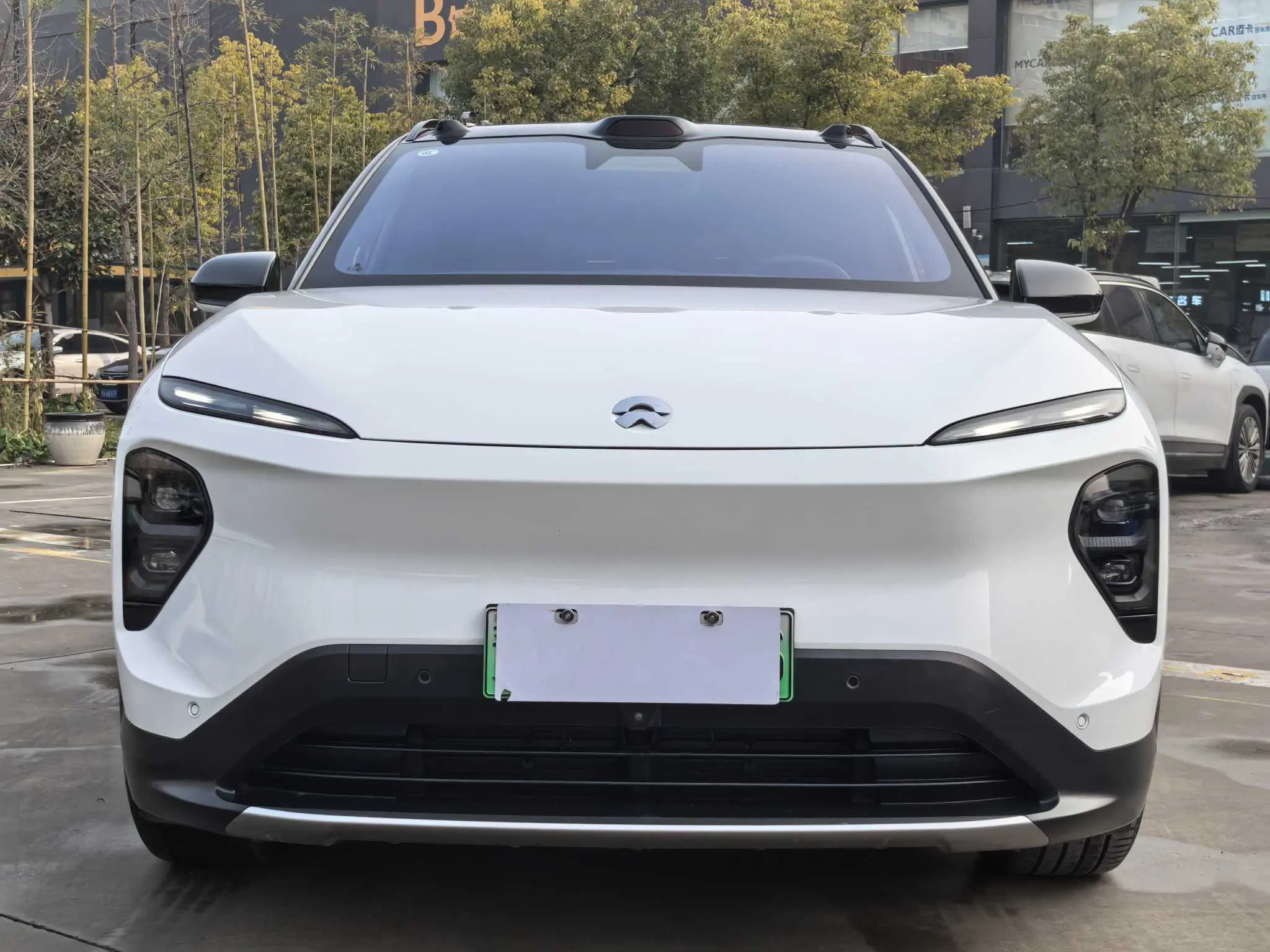 NIO ES7  из Китая