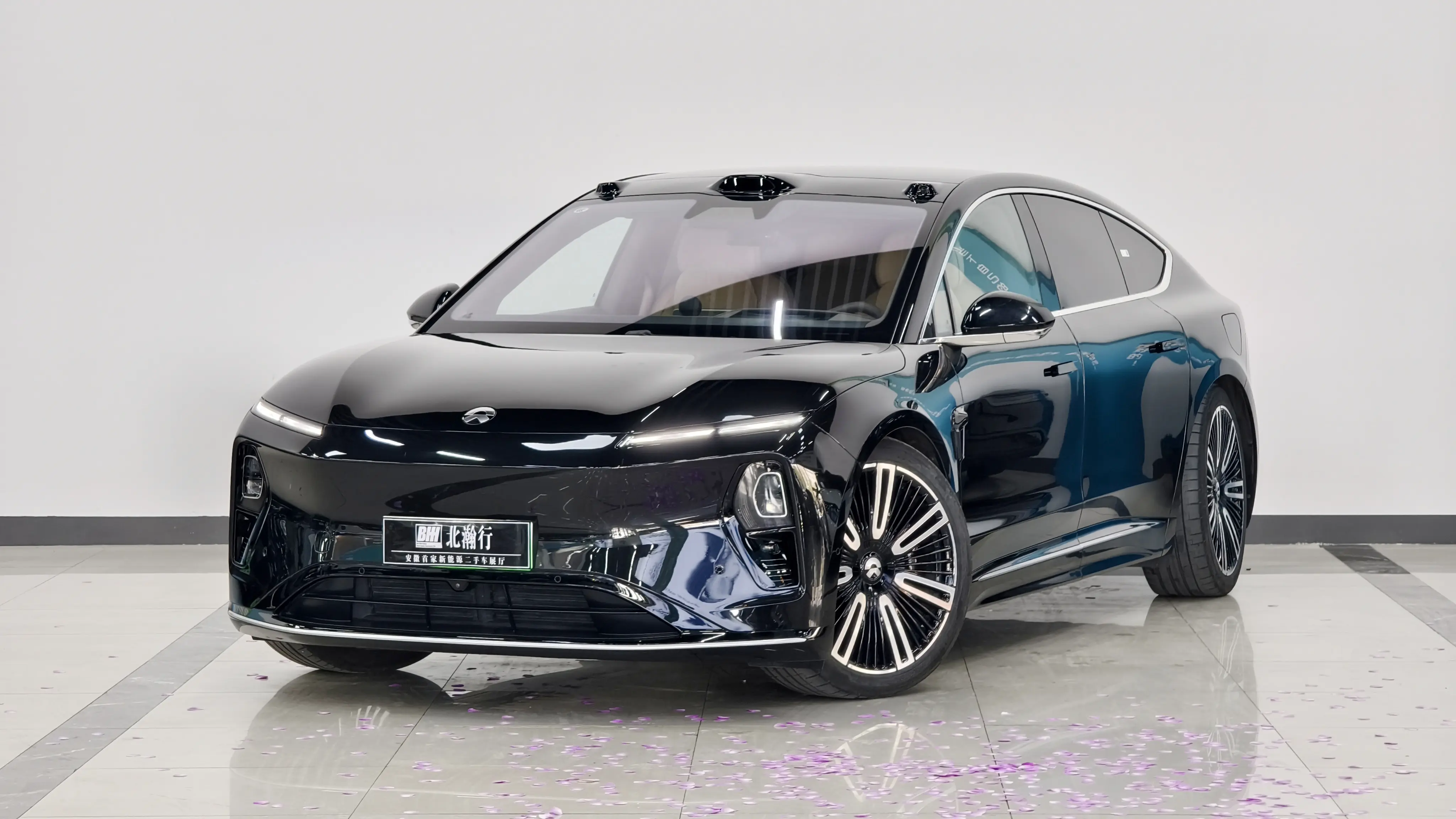 NIO ET9  из Китая