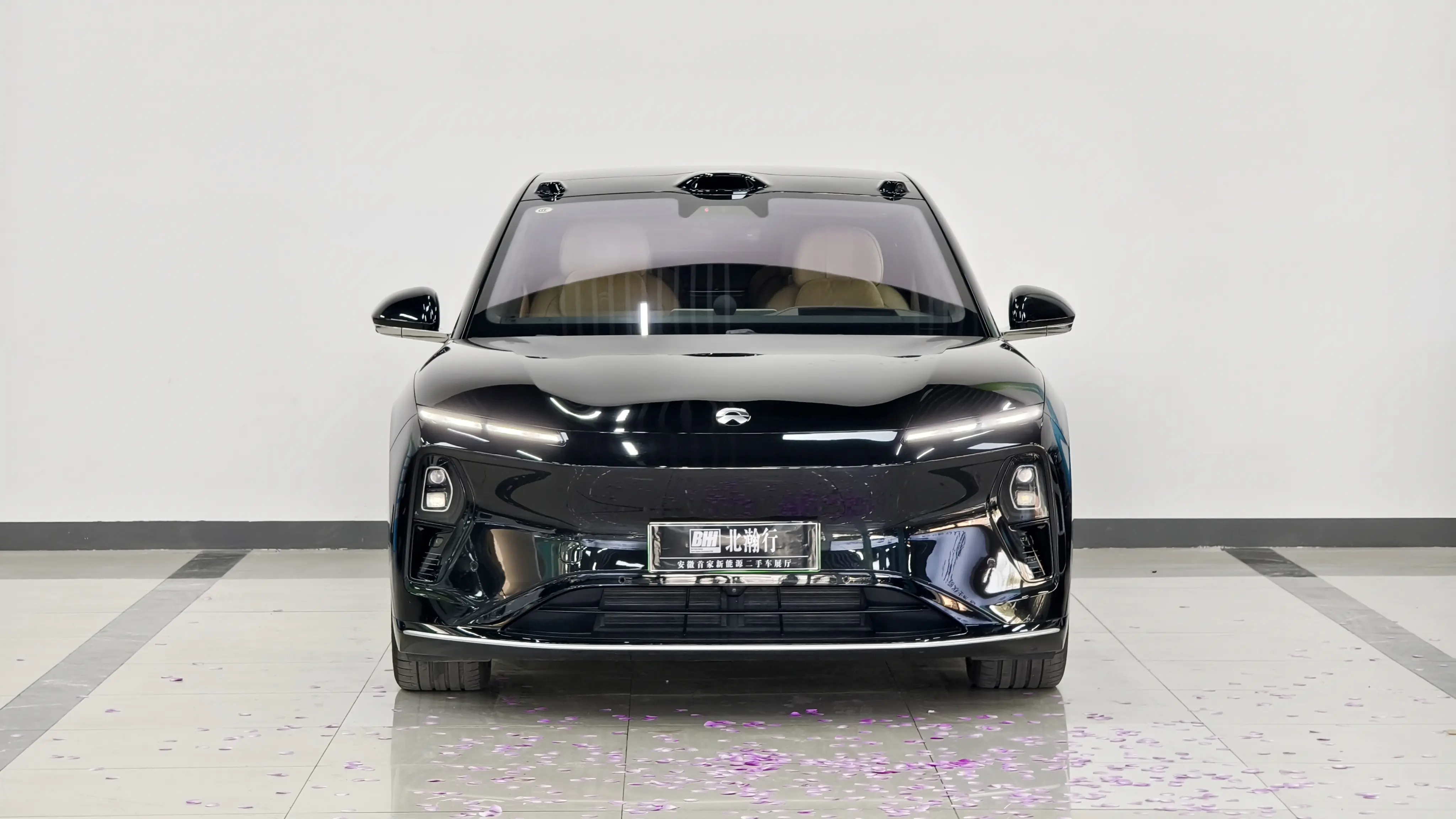 NIO ET9  из Китая