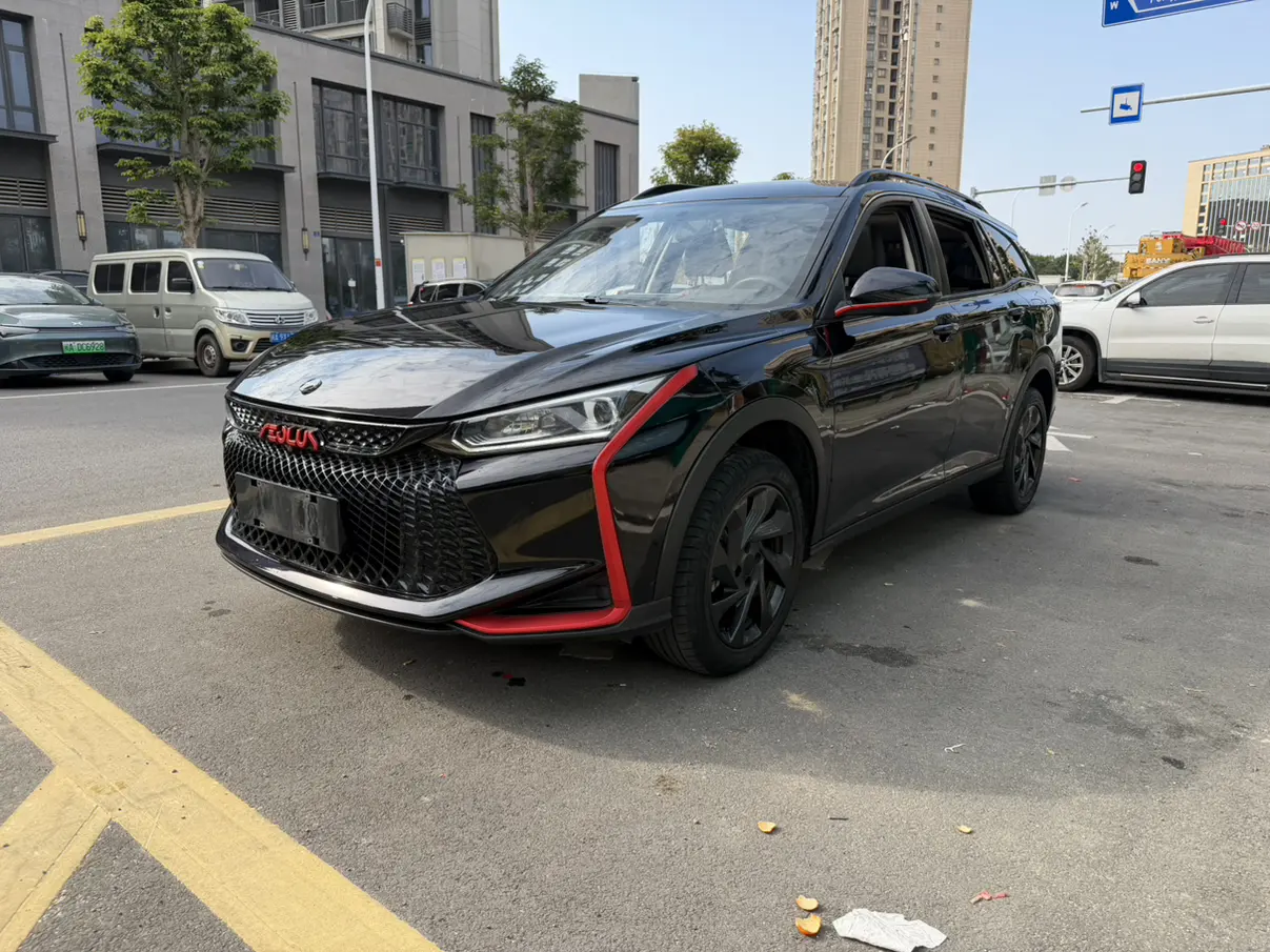 Dongfeng Yixuan GS  из Китая