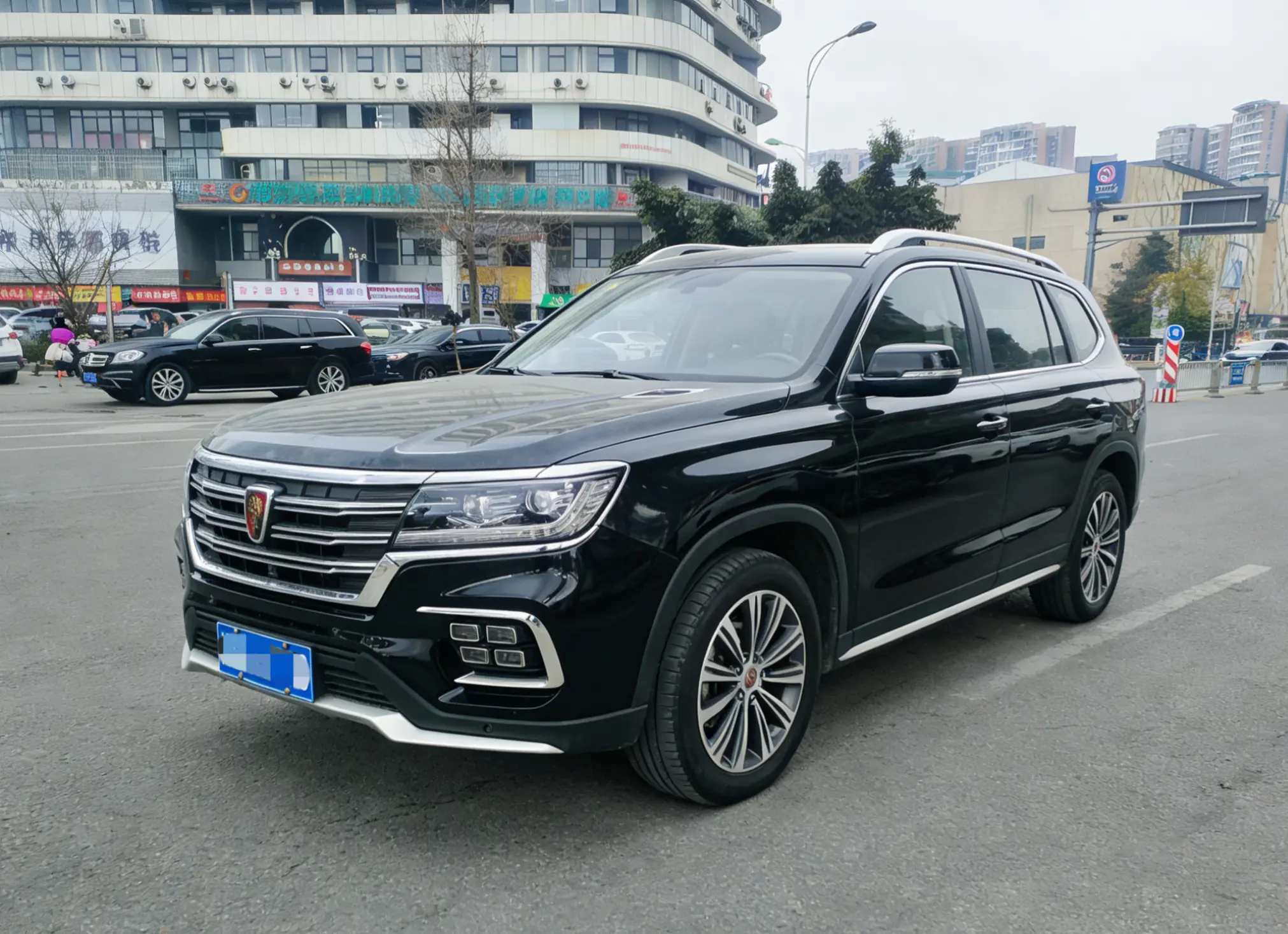Roewe RX8  из Китая