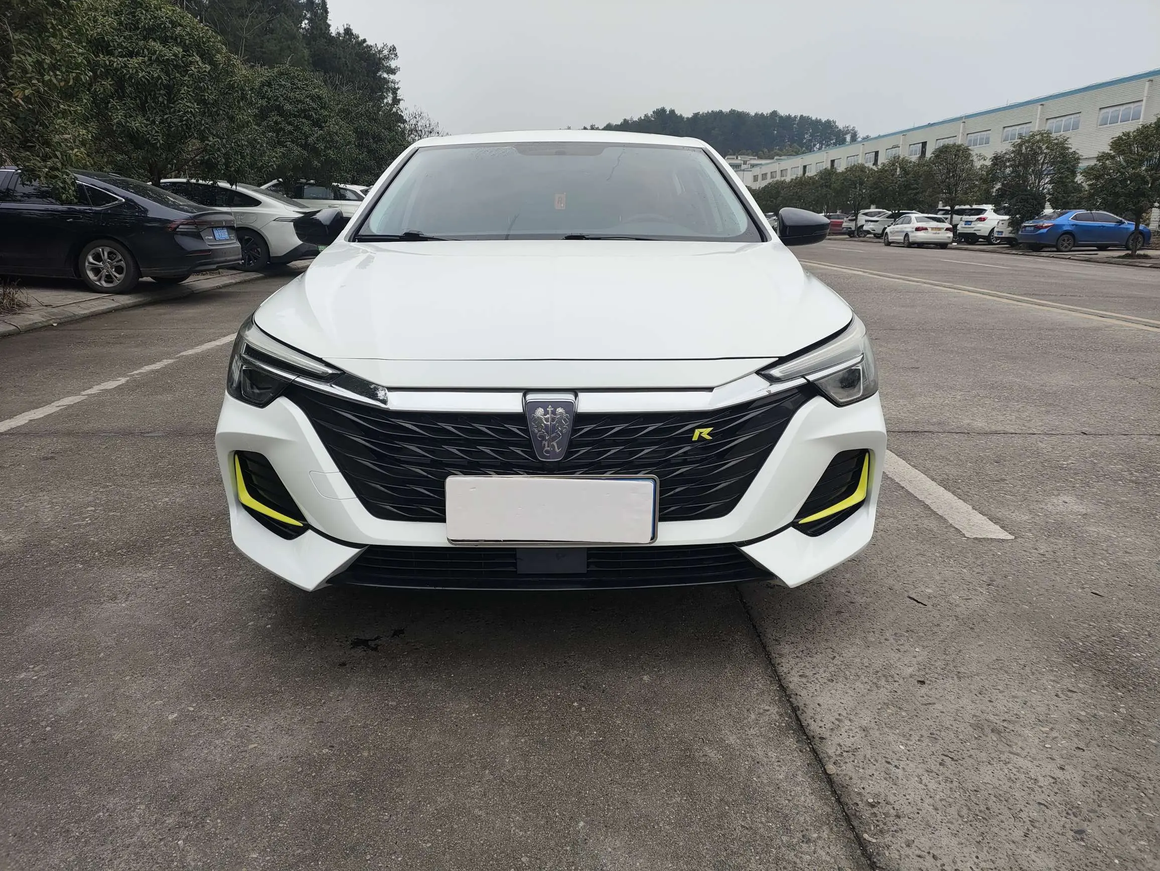 Roewe i6 MAX  из Китая