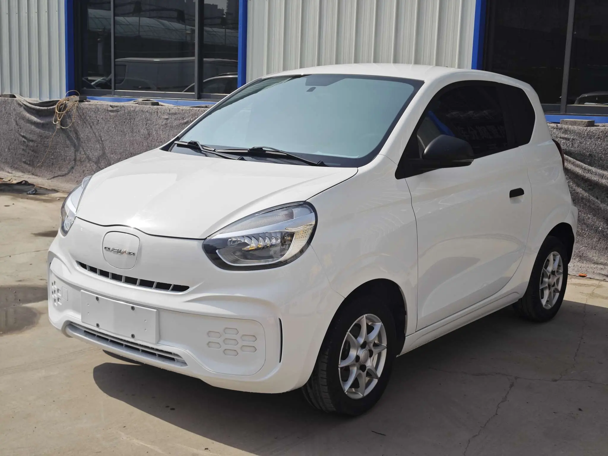 Roewe CLEVER  из Китая