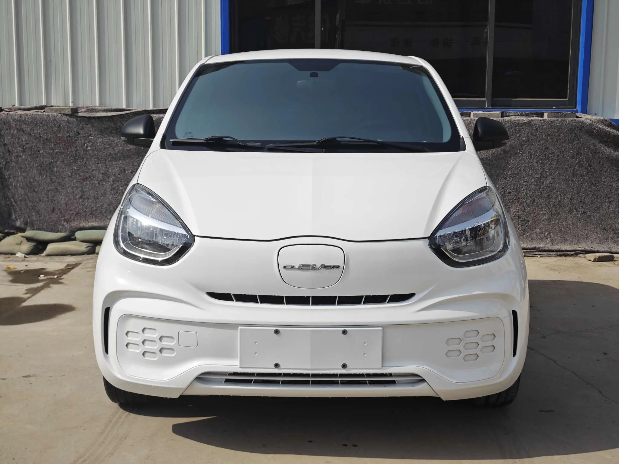 Roewe CLEVER  из Китая