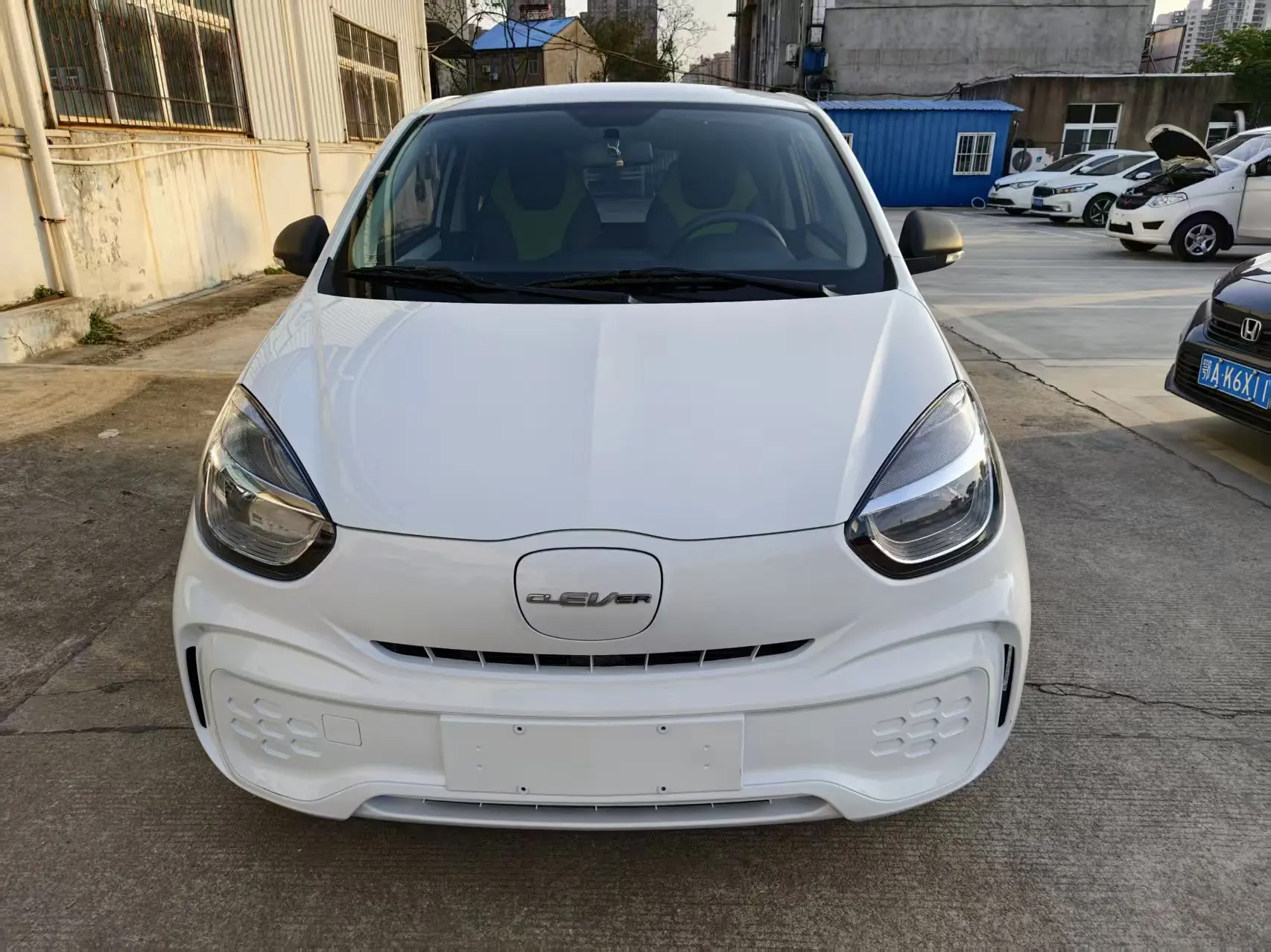 Roewe CLEVER  из Китая