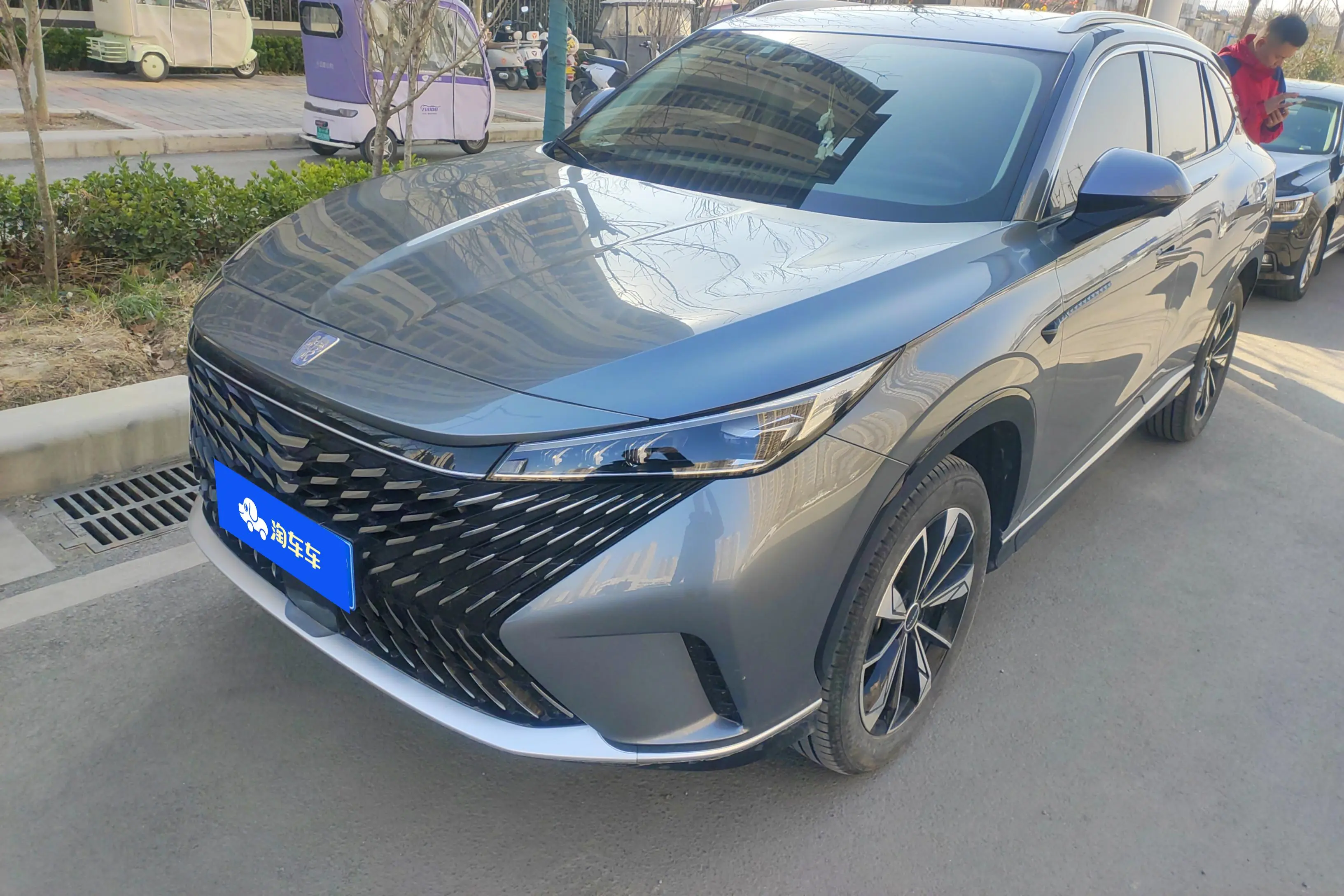 Roewe RX5  из Китая