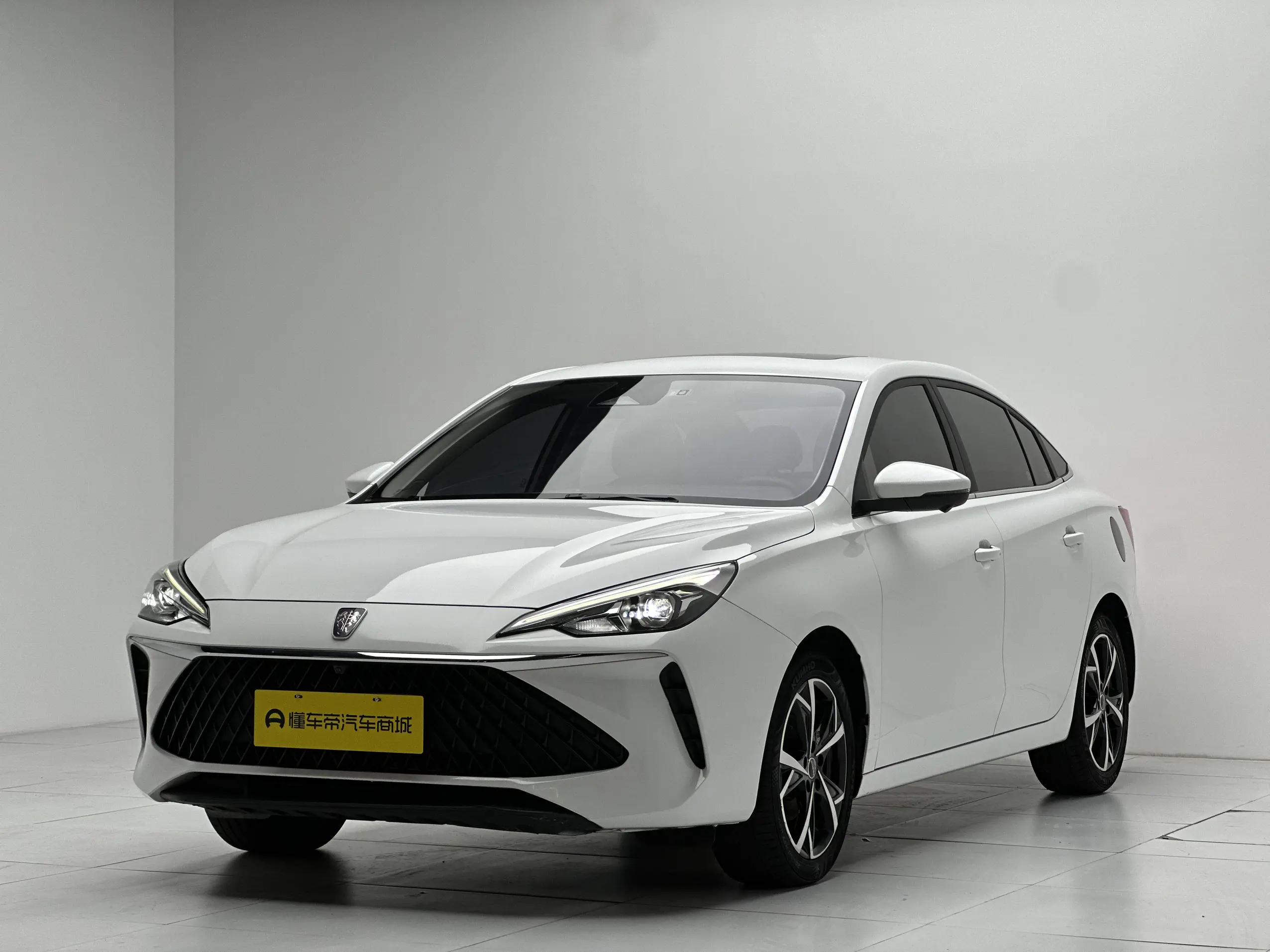 Roewe i5  из Китая