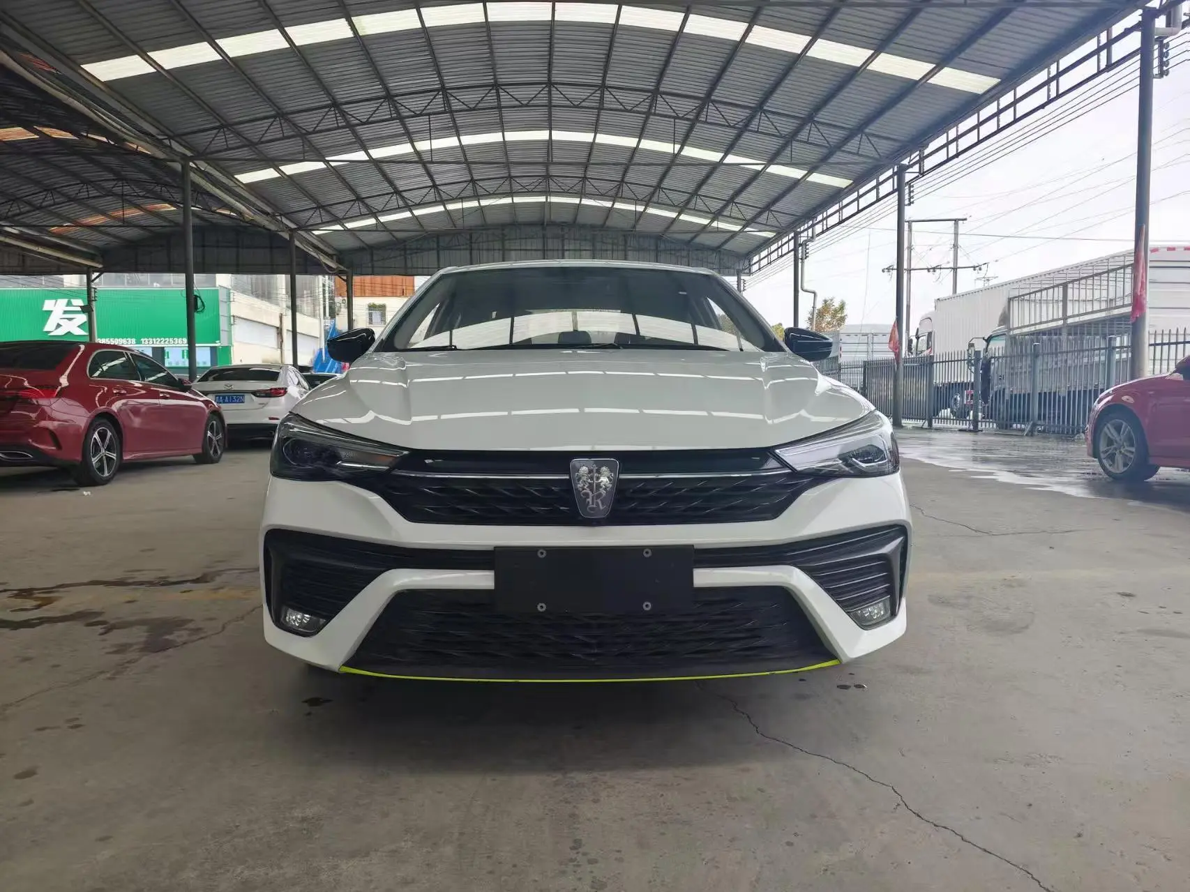 Roewe i5  из Китая