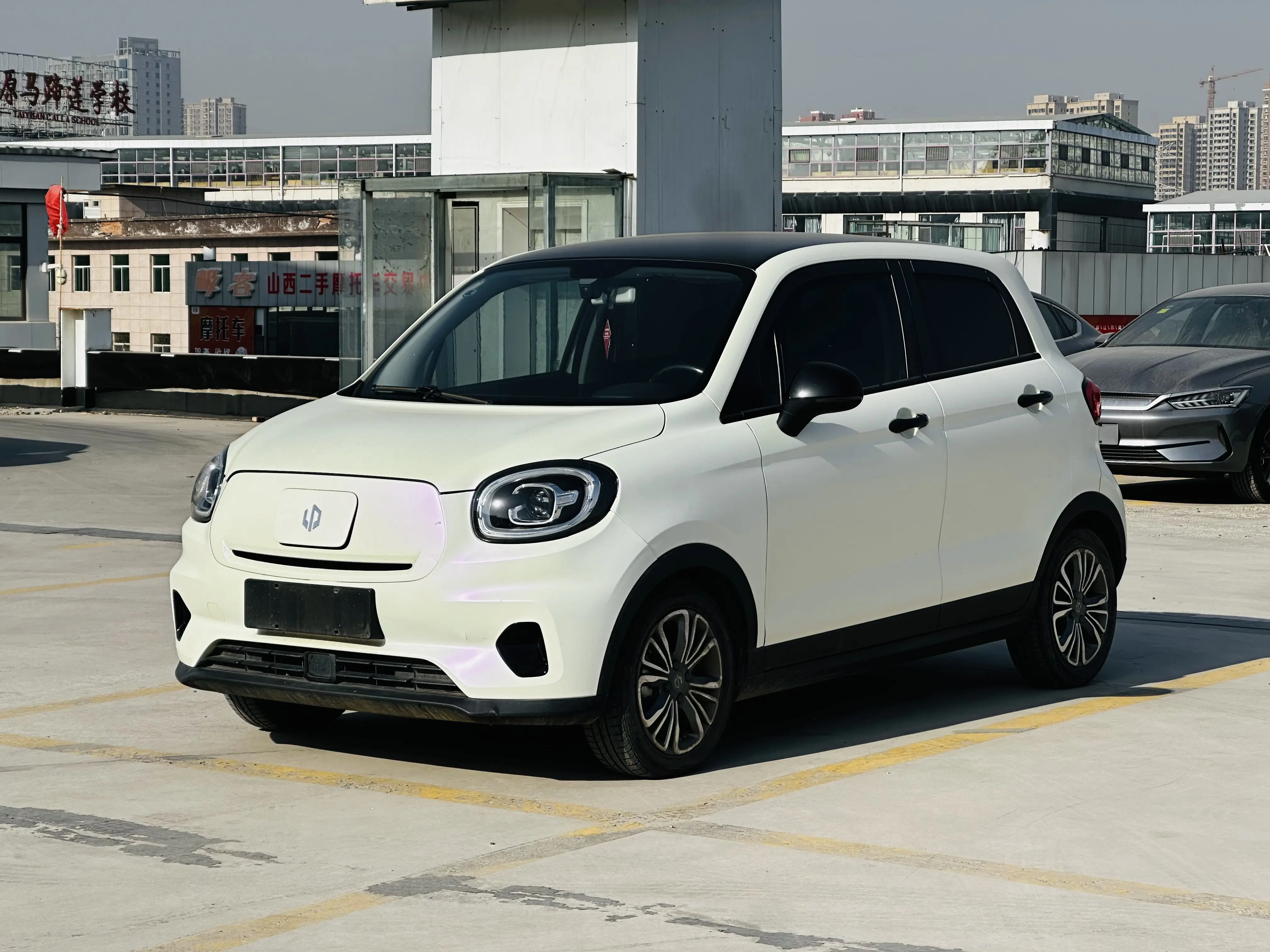 Leapmotor Zero running T03  из Китая