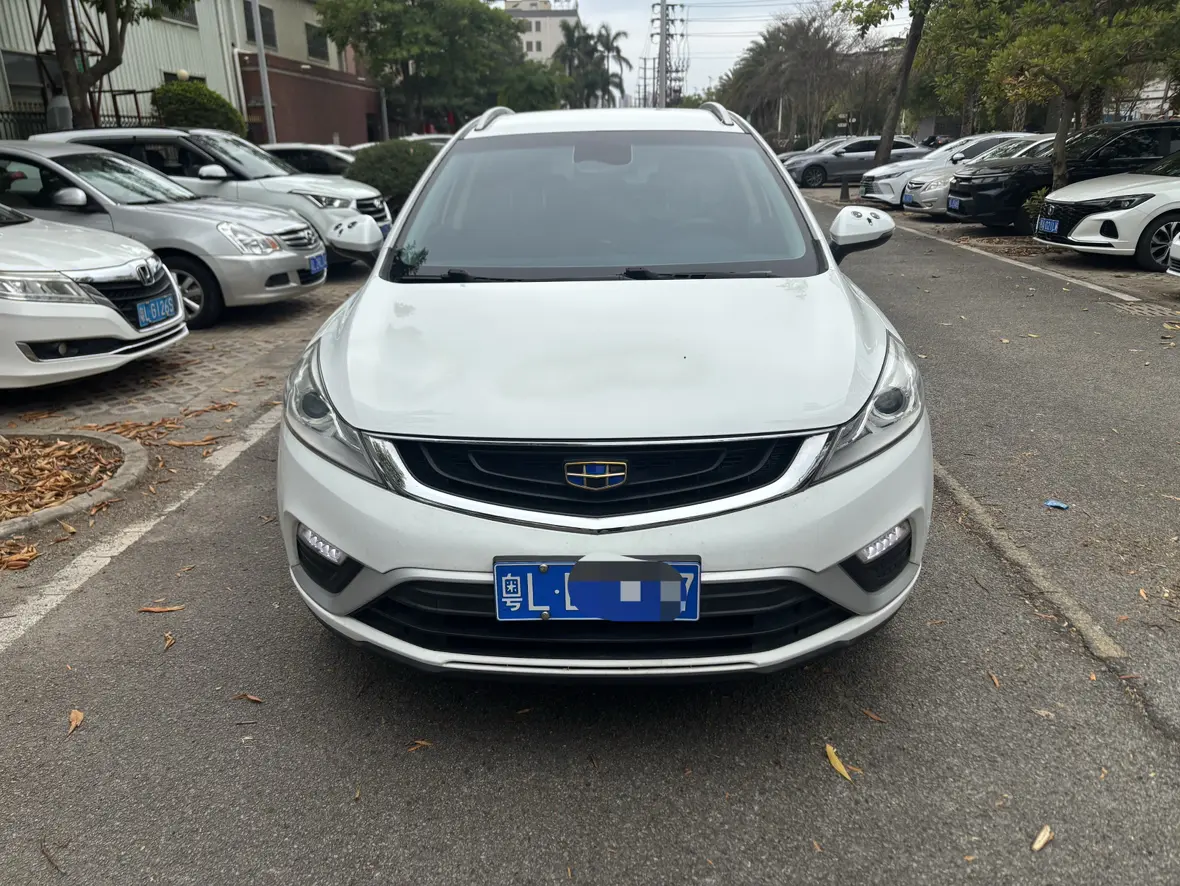 Geely Emgrand GS  из Китая