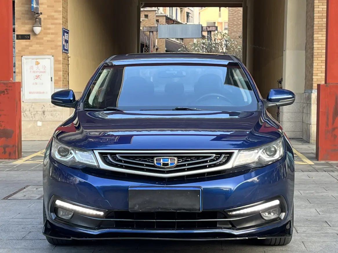 Geely Emgrand GL  из Китая