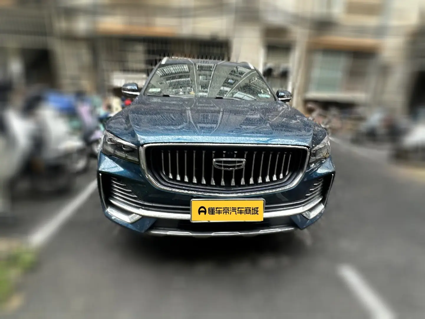 Geely Monjaro (Xingyue L)  из Китая