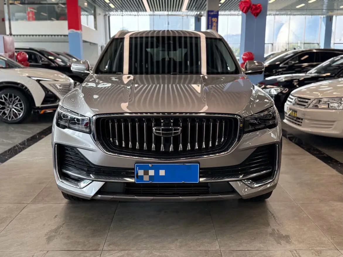 Geely Monjaro (Xingyue L)  из Китая