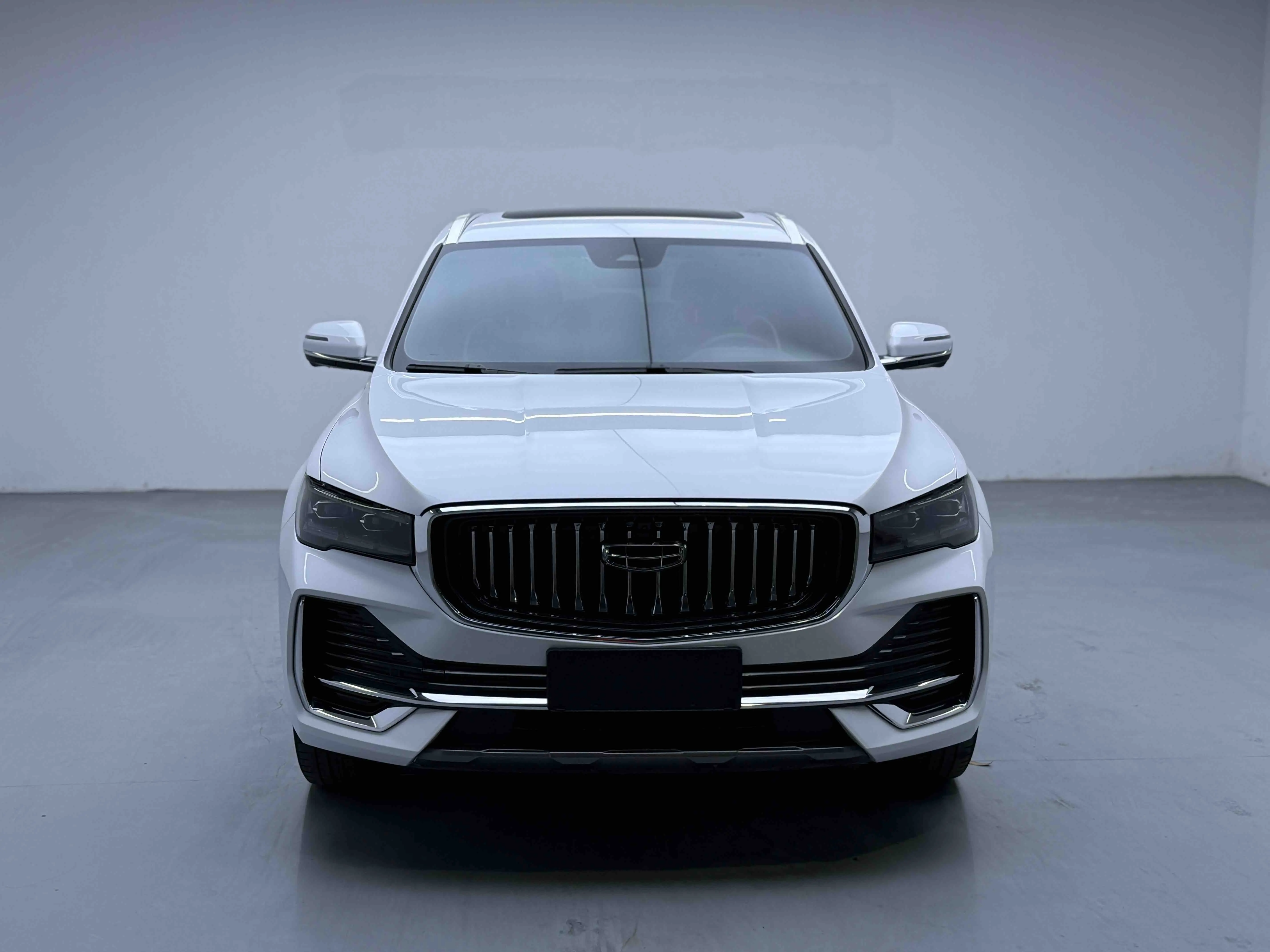 Geely Monjaro (Xingyue L)  из Китая