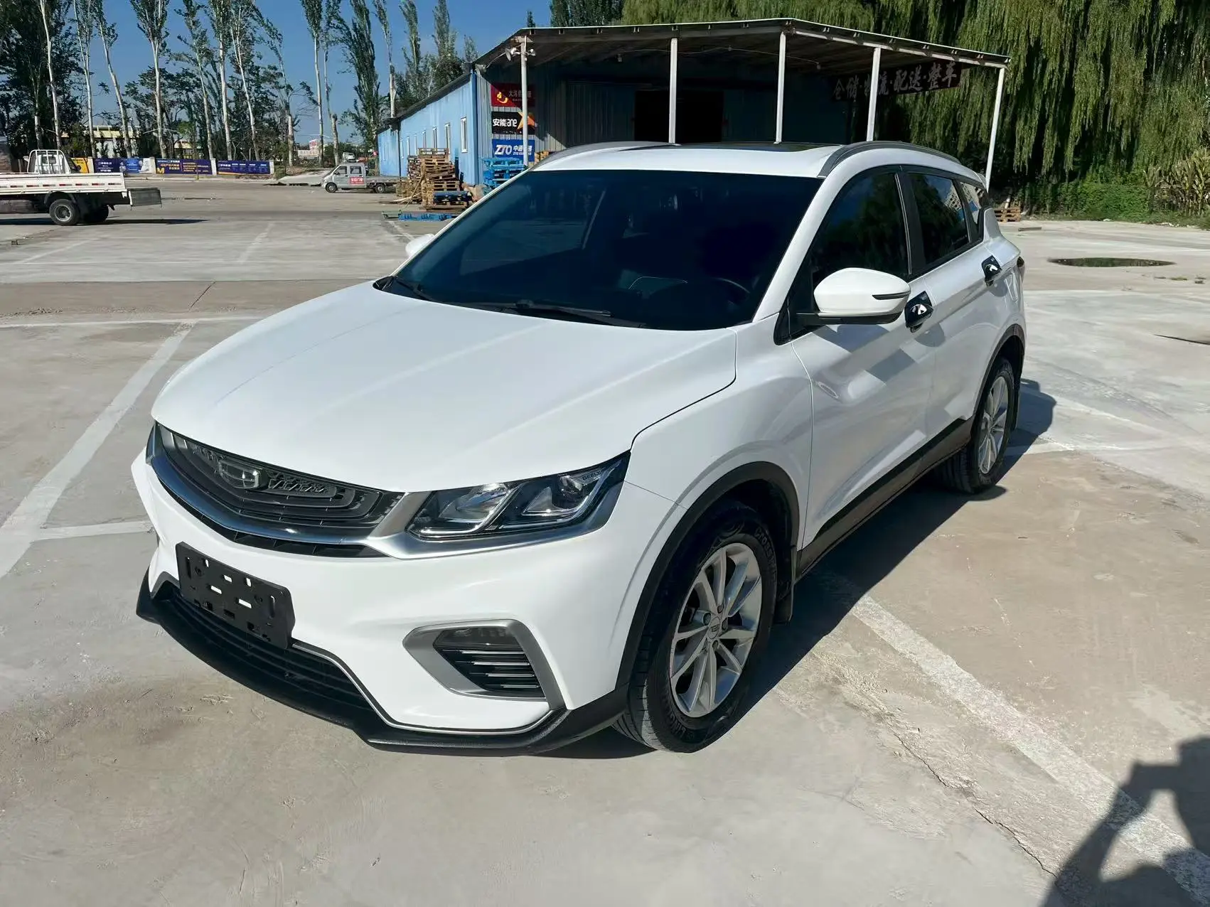 Geely Coolray SX11 (Binyue)  из Китая