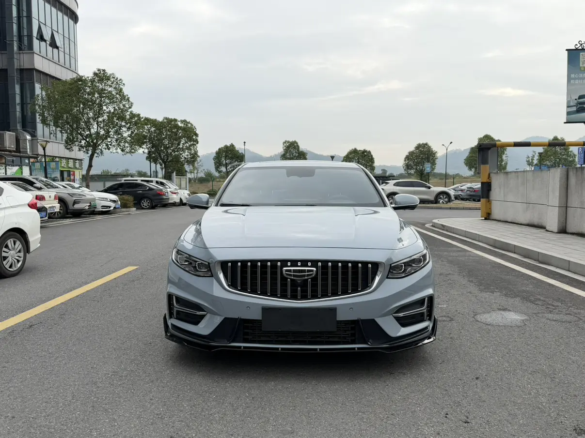 Geely Xing Rui  из Китая