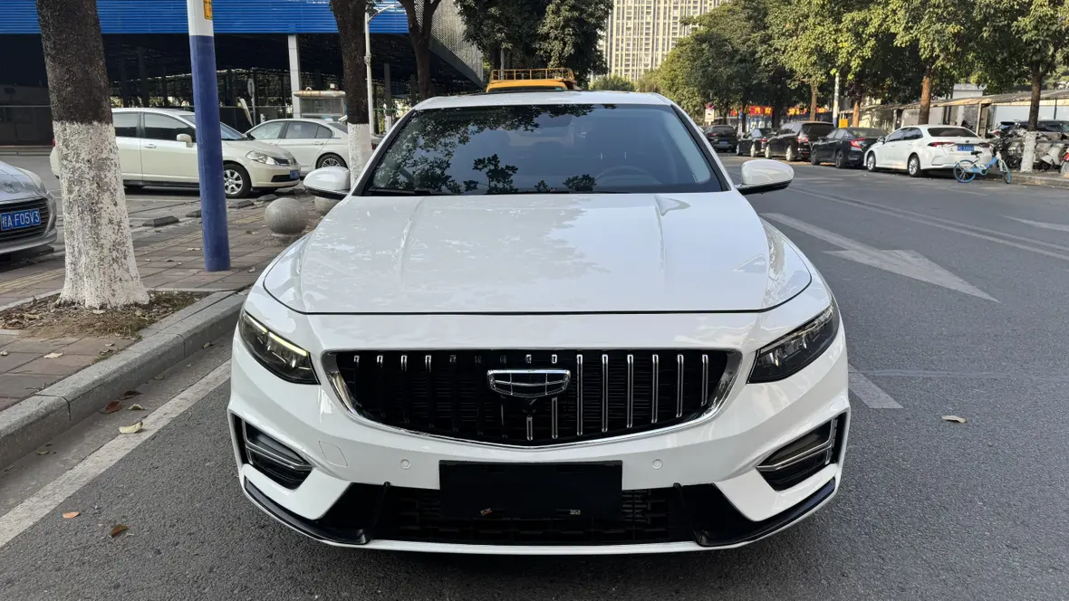 Geely Xing Rui  из Китая