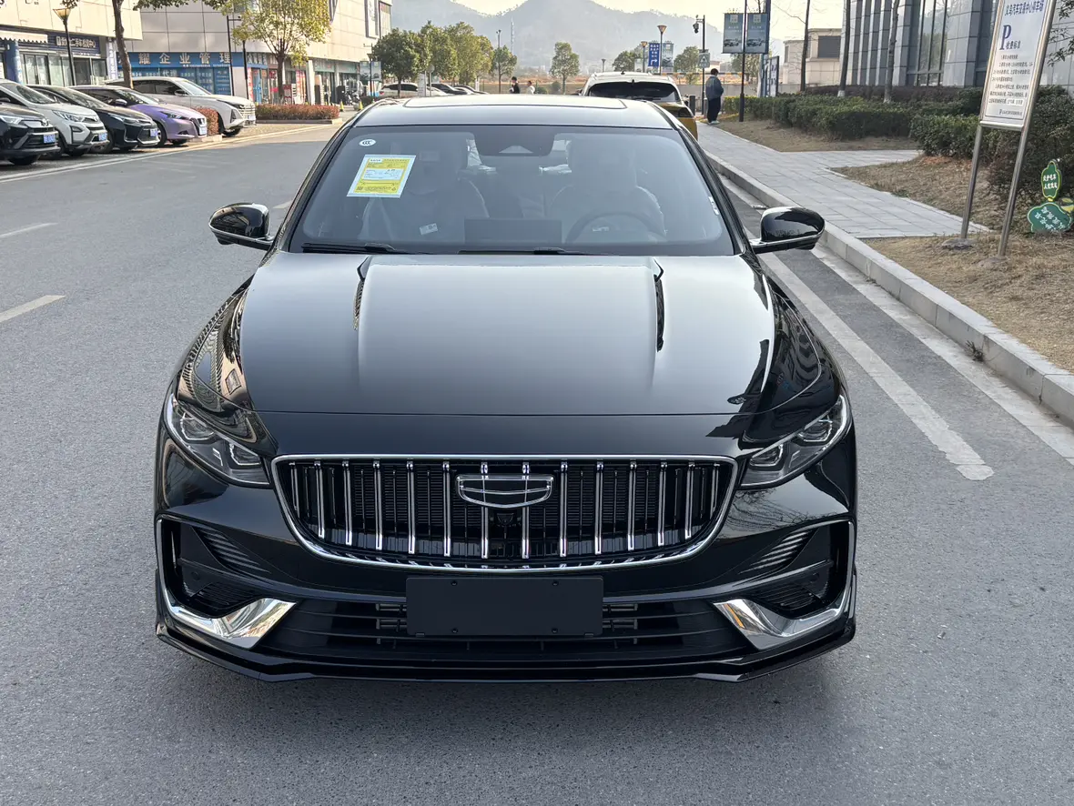 Geely Xing Rui  из Китая