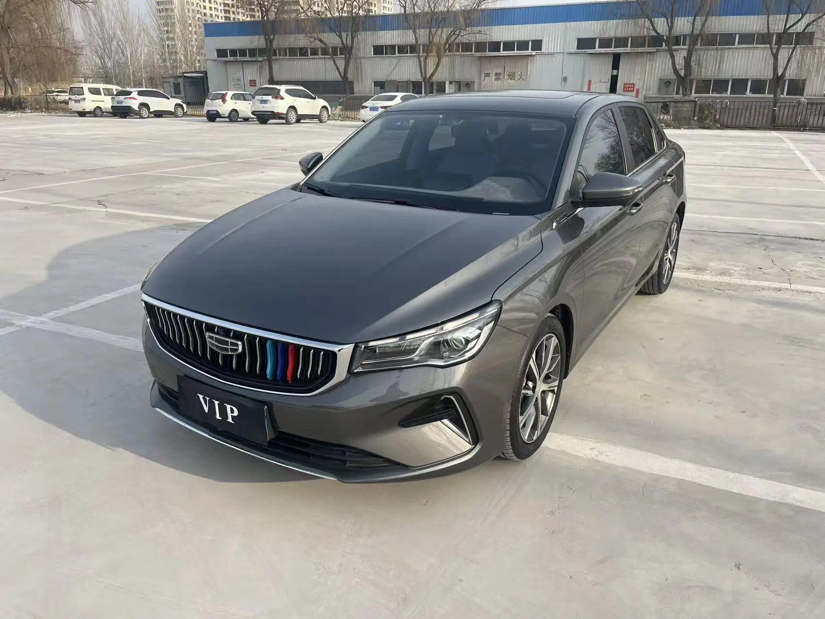 Geely Emgrand  из Китая