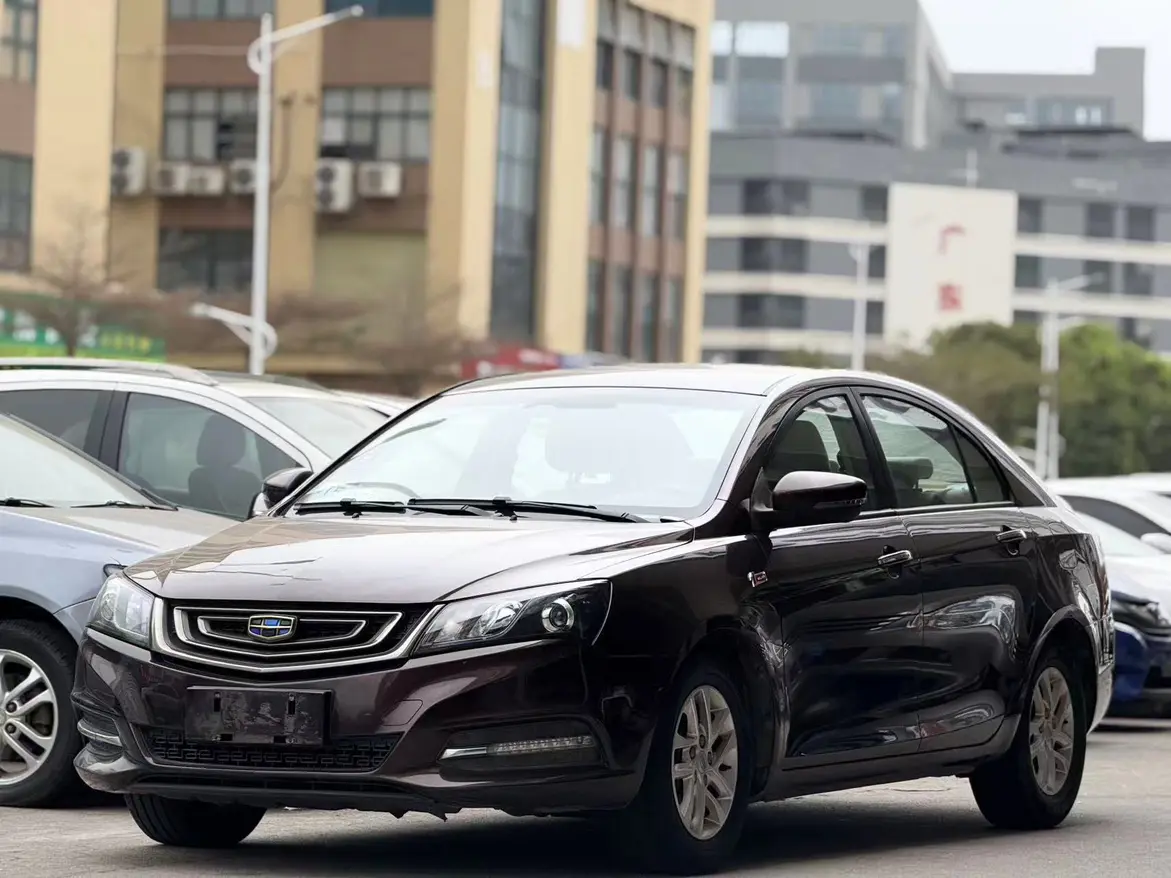 Geely Emgrand  из Китая