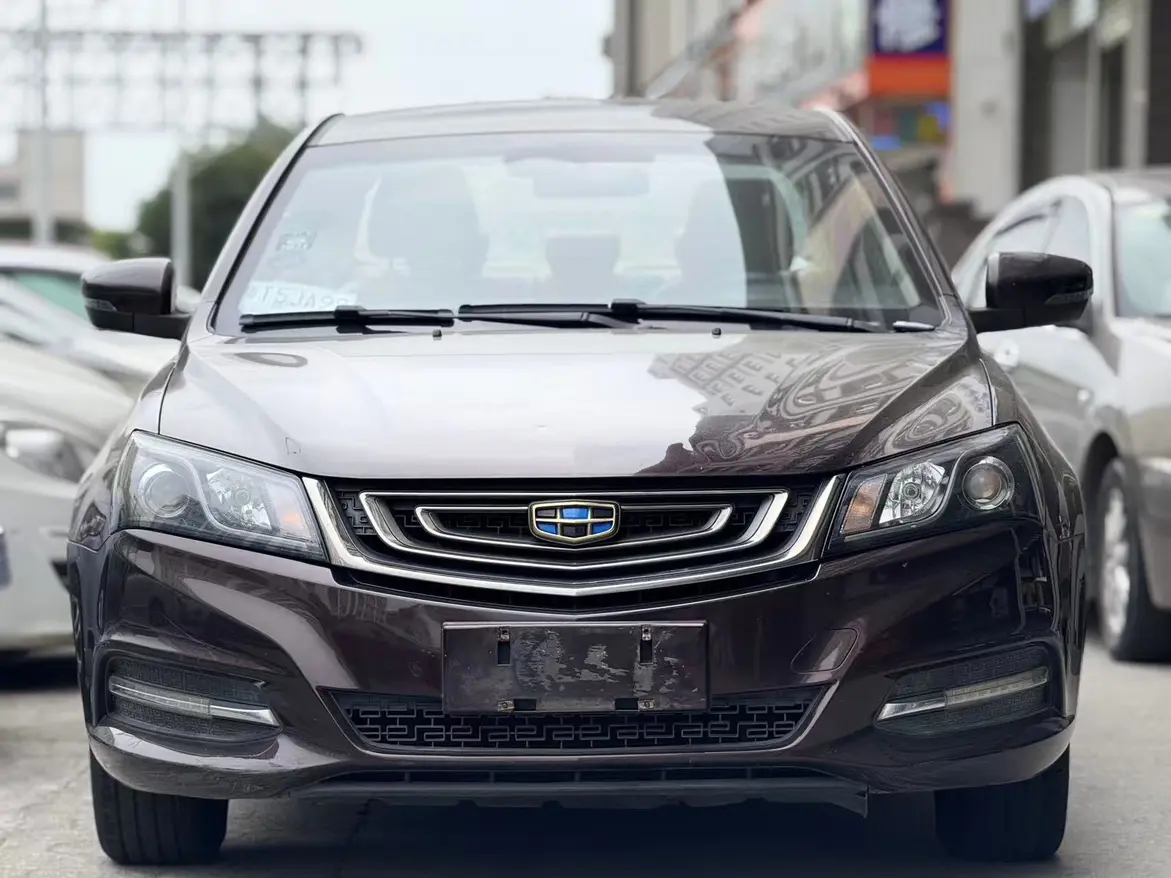 Geely Emgrand  из Китая