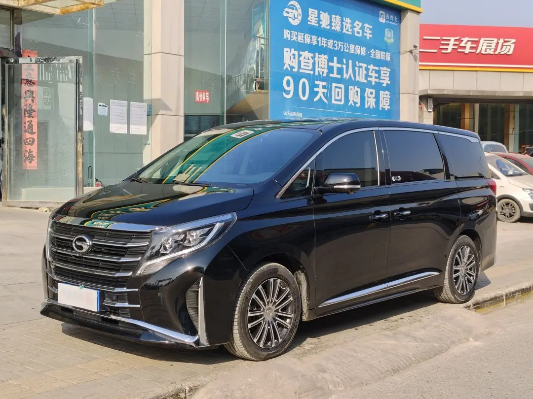 GAC Trumpchi M8  из Китая