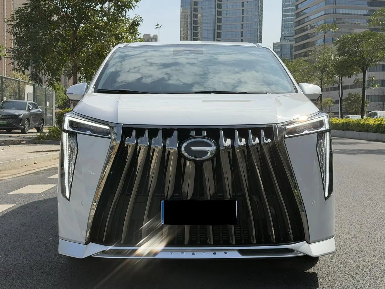 GAC Trumpchi M8  из Китая