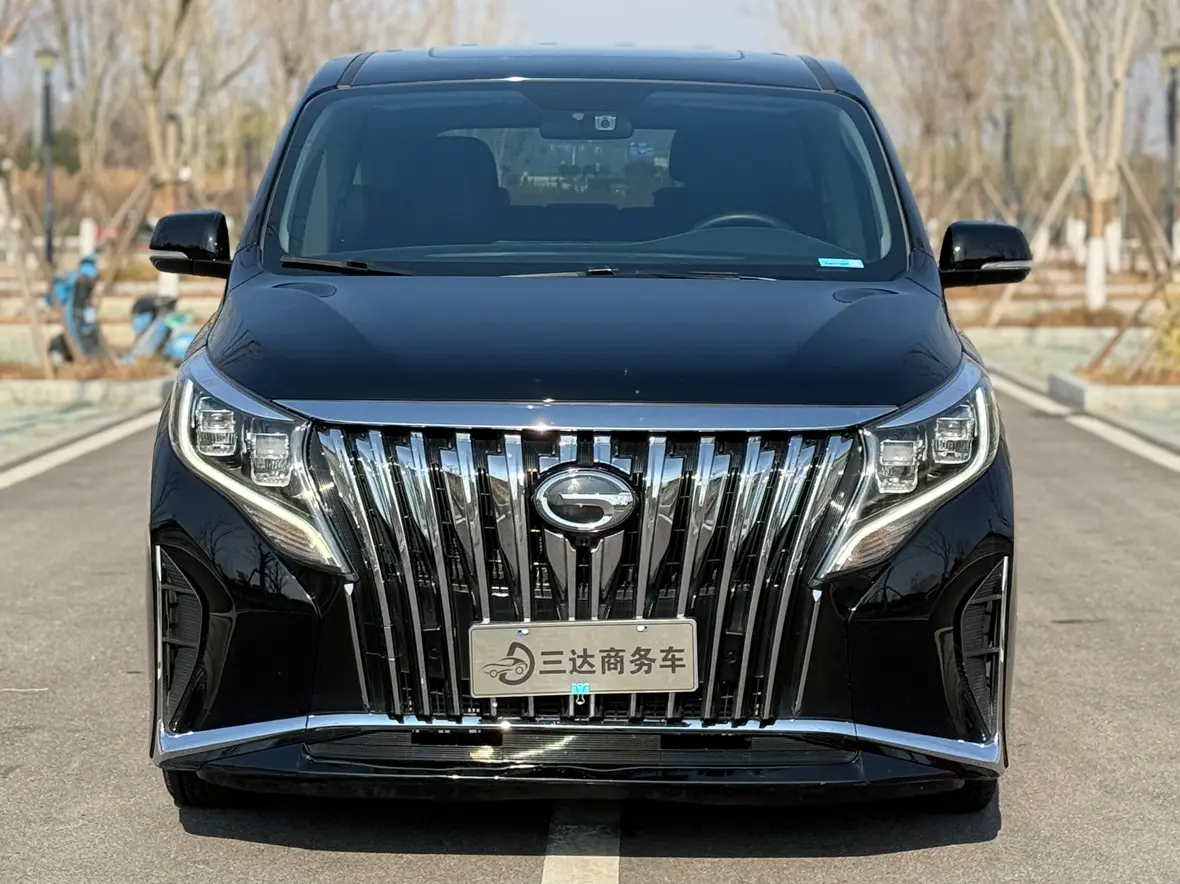 GAC Trumpchi M8  из Китая