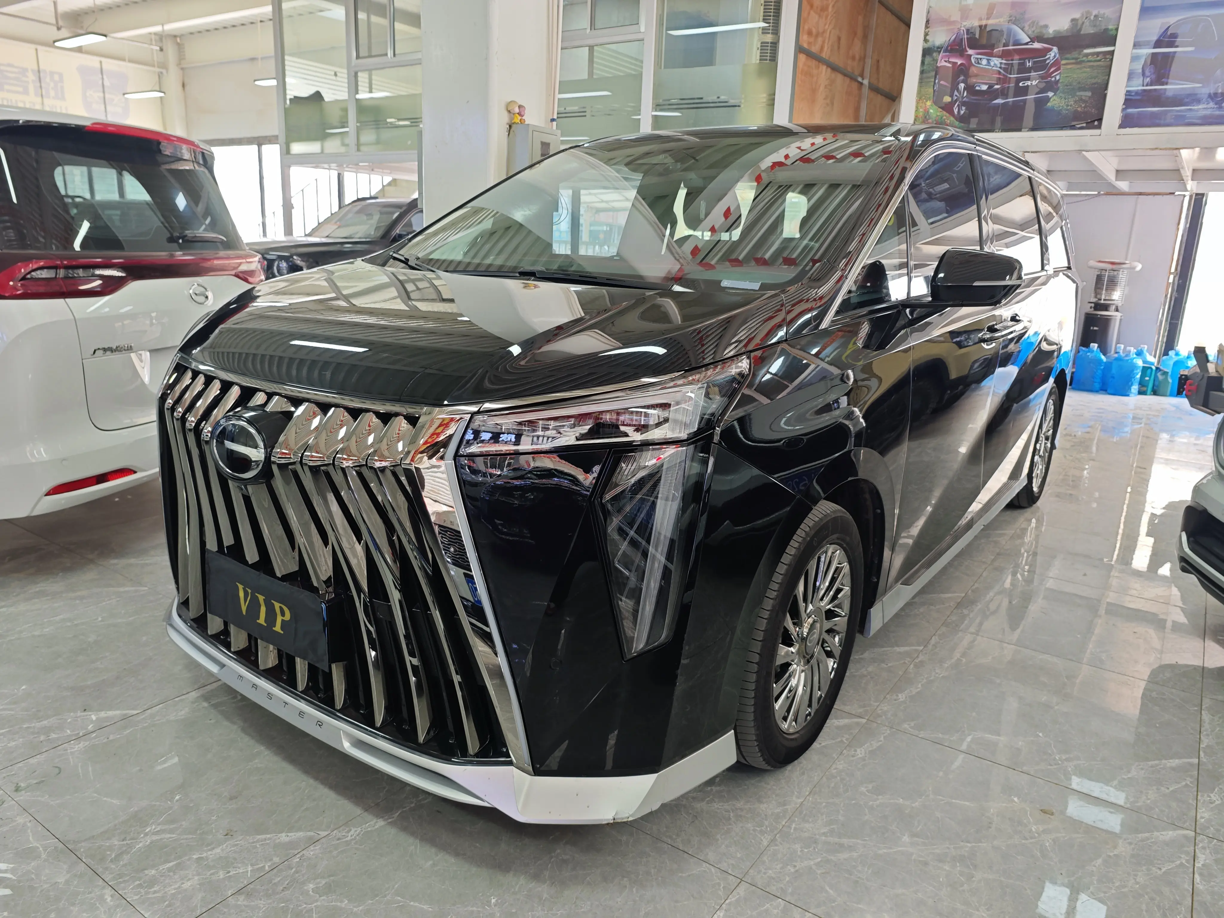 GAC Trumpchi M8  из Китая