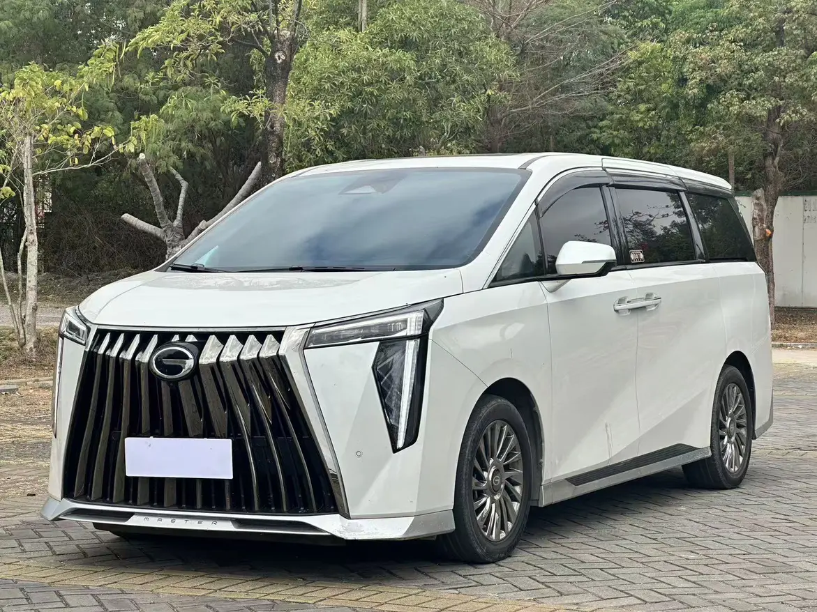 GAC Trumpchi M8  из Китая