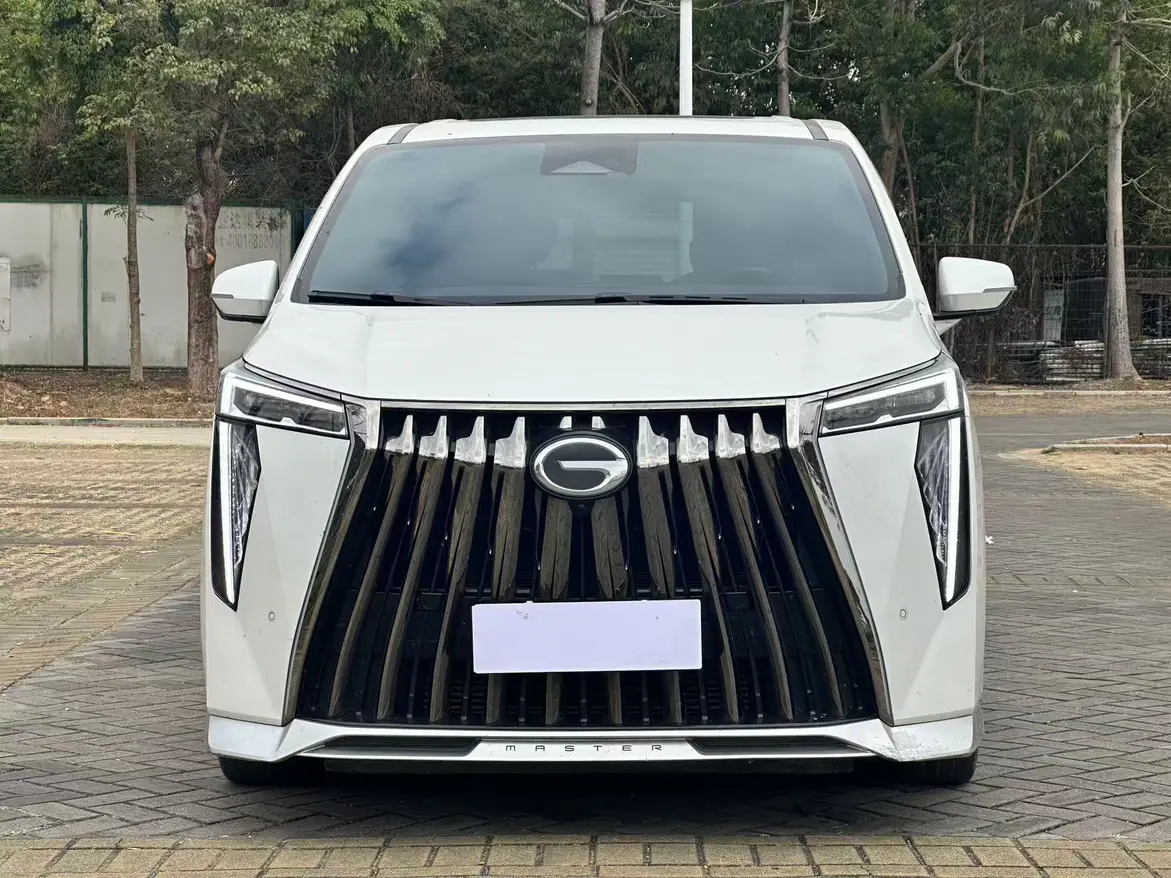 GAC Trumpchi M8  из Китая