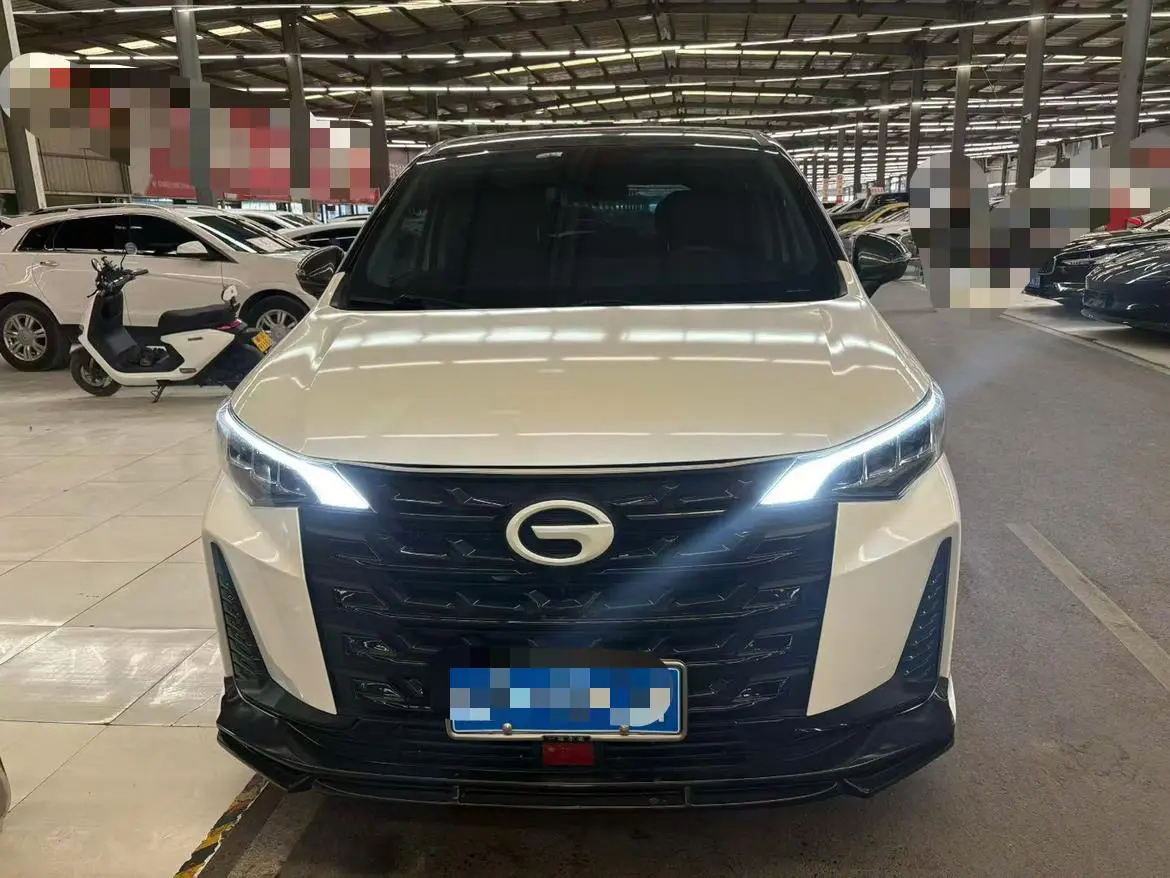 GAC Trumpchi M6  из Китая