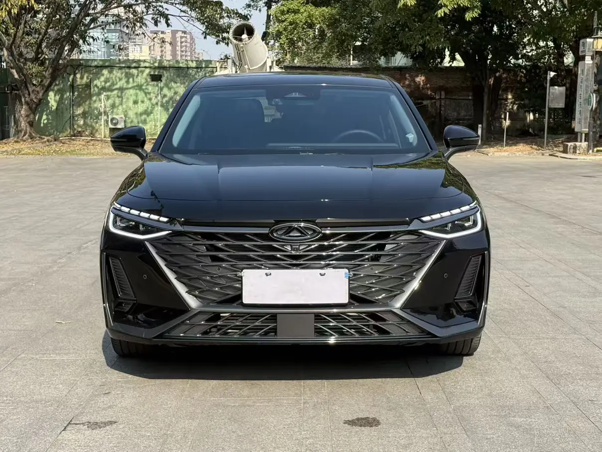 Chery Arrizo 8  из Китая