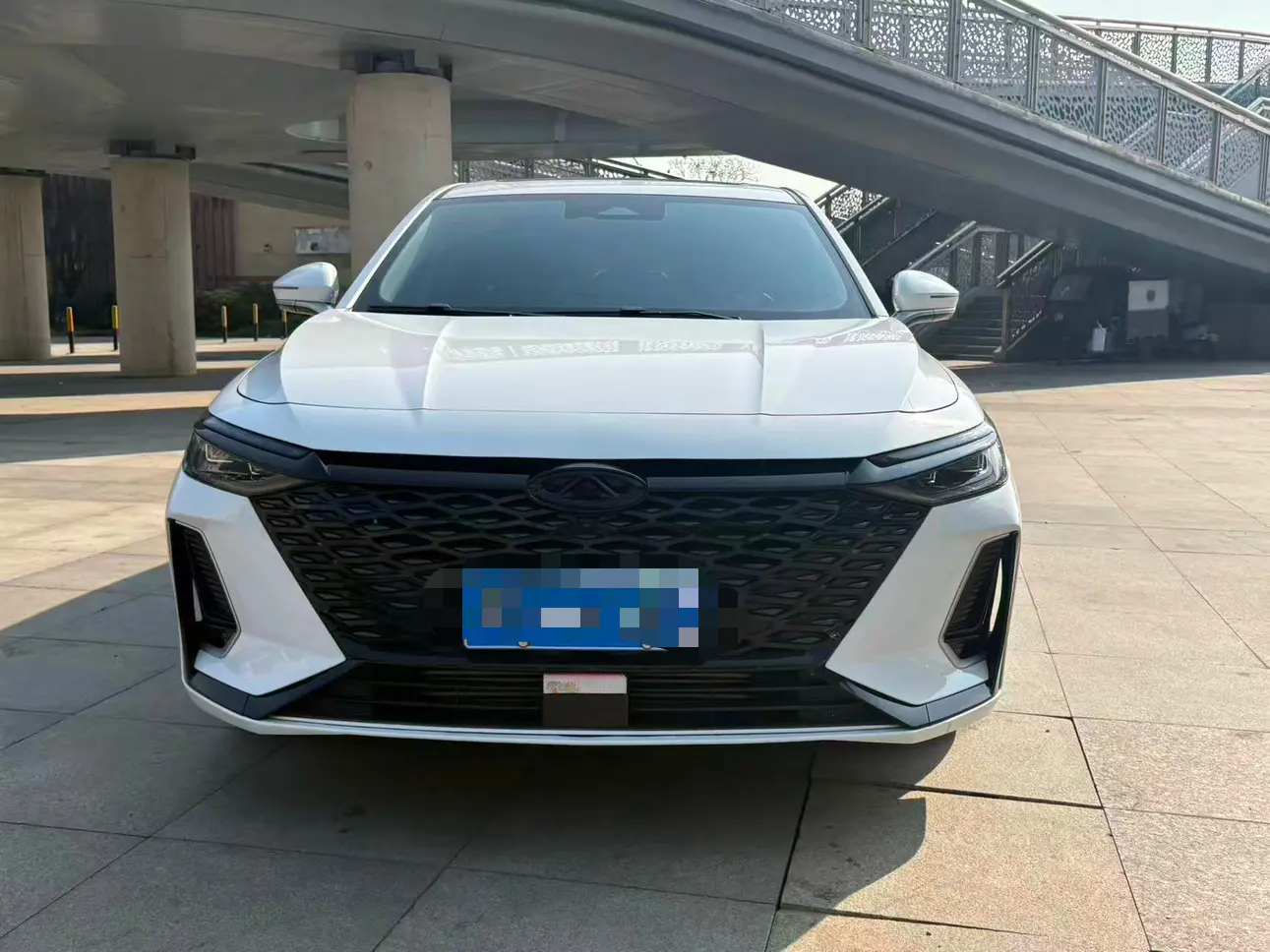 Chery Arrizo 8  из Китая