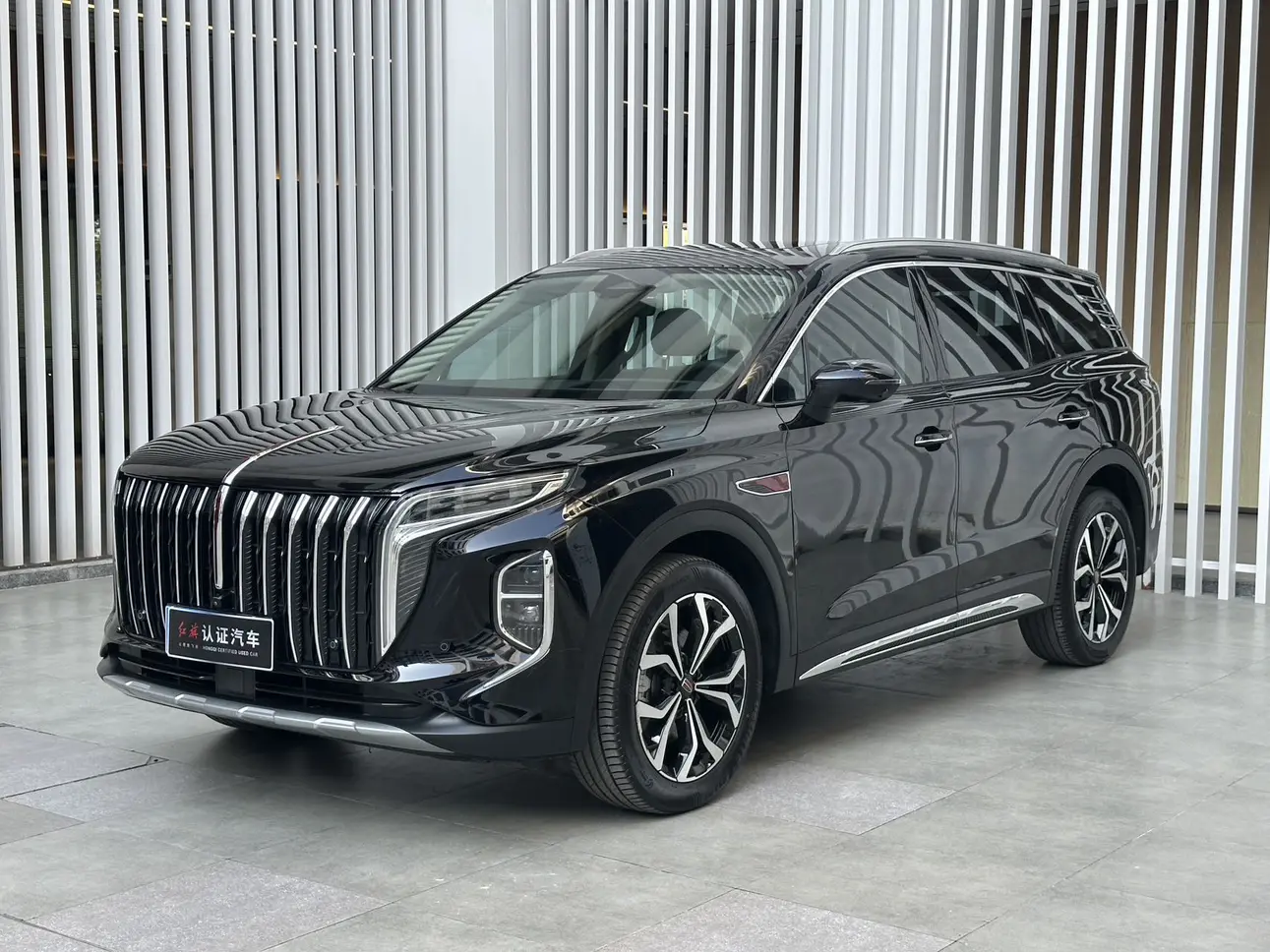 Hongqi HS7  из Китая