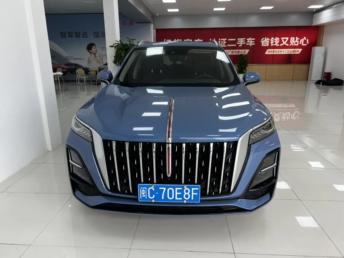 Hongqi HS5  из Китая