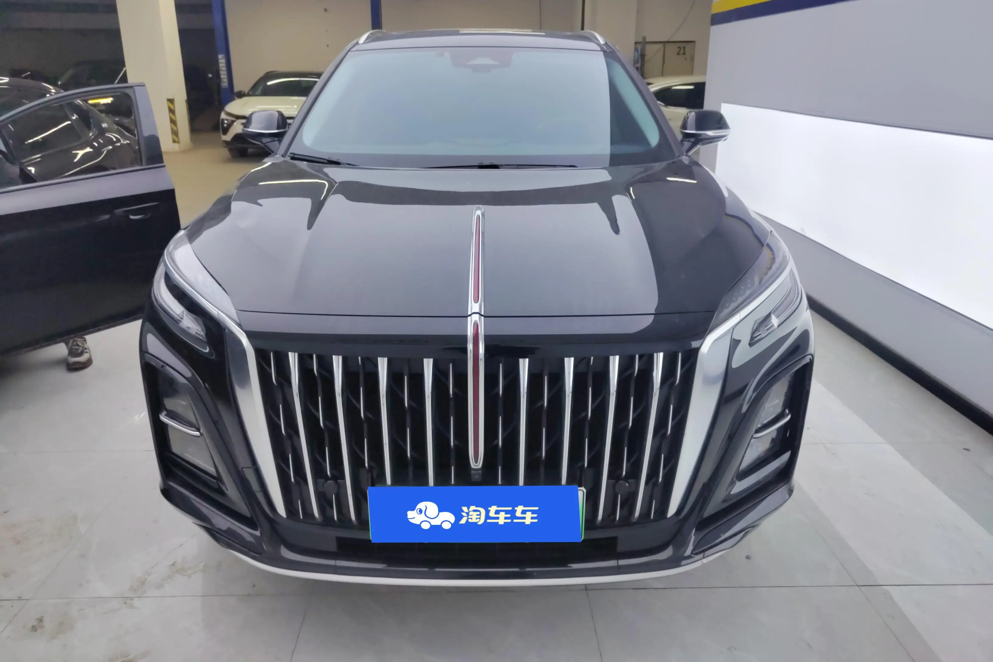 Hongqi HS3 PHEV  из Китая
