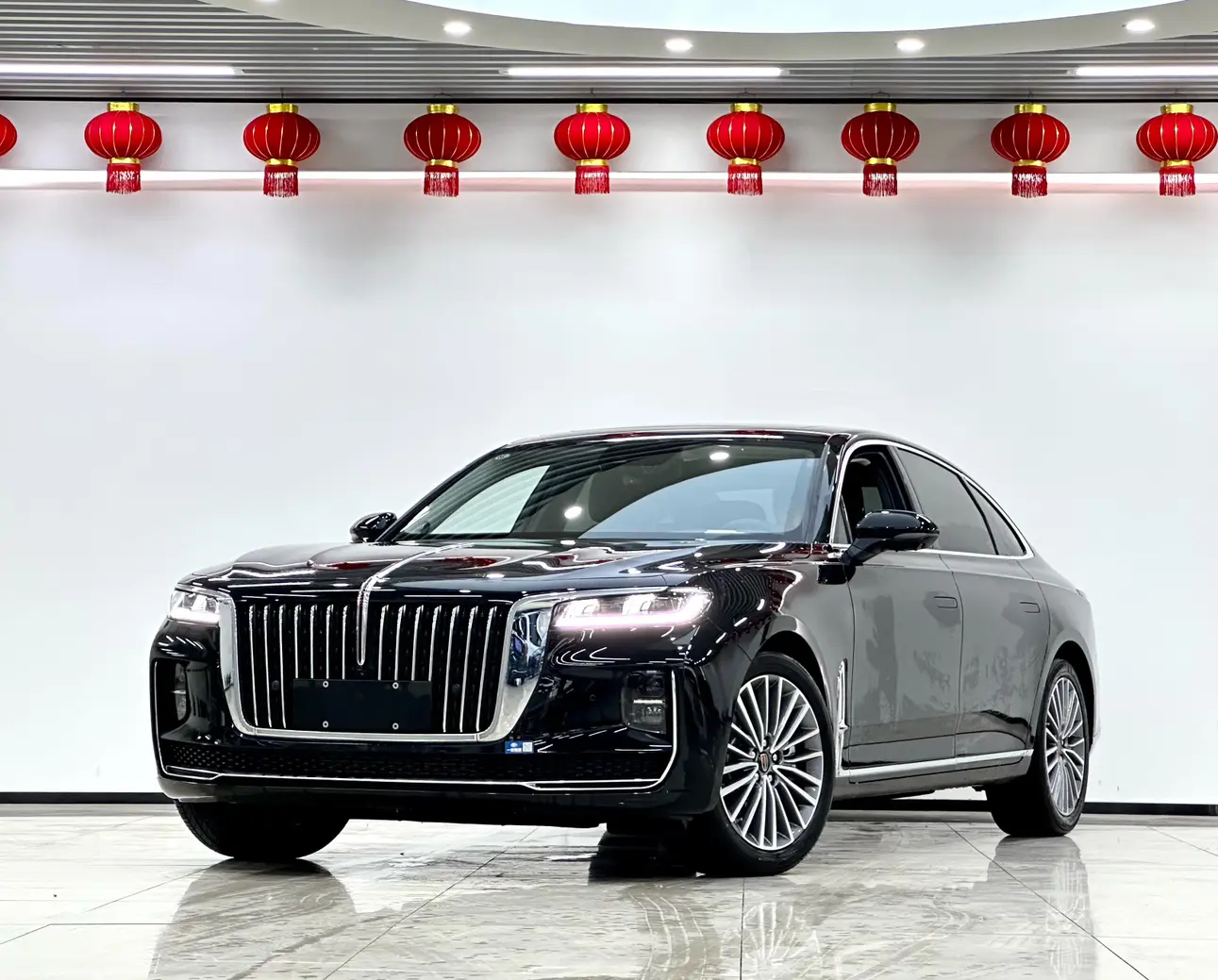 Hongqi H9  из Китая